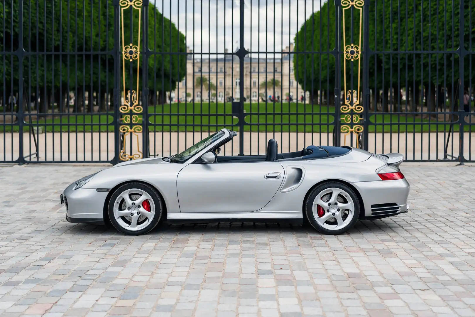 Porsche 996 Turbo Cabriolet Tiptronic - 43 900 kms, hard-top Argent - 2