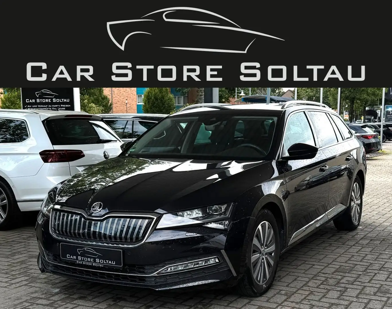 Skoda Superb iV Stdhzg Leder Matrix-LED AHK Assistenz+ Noir - 1
