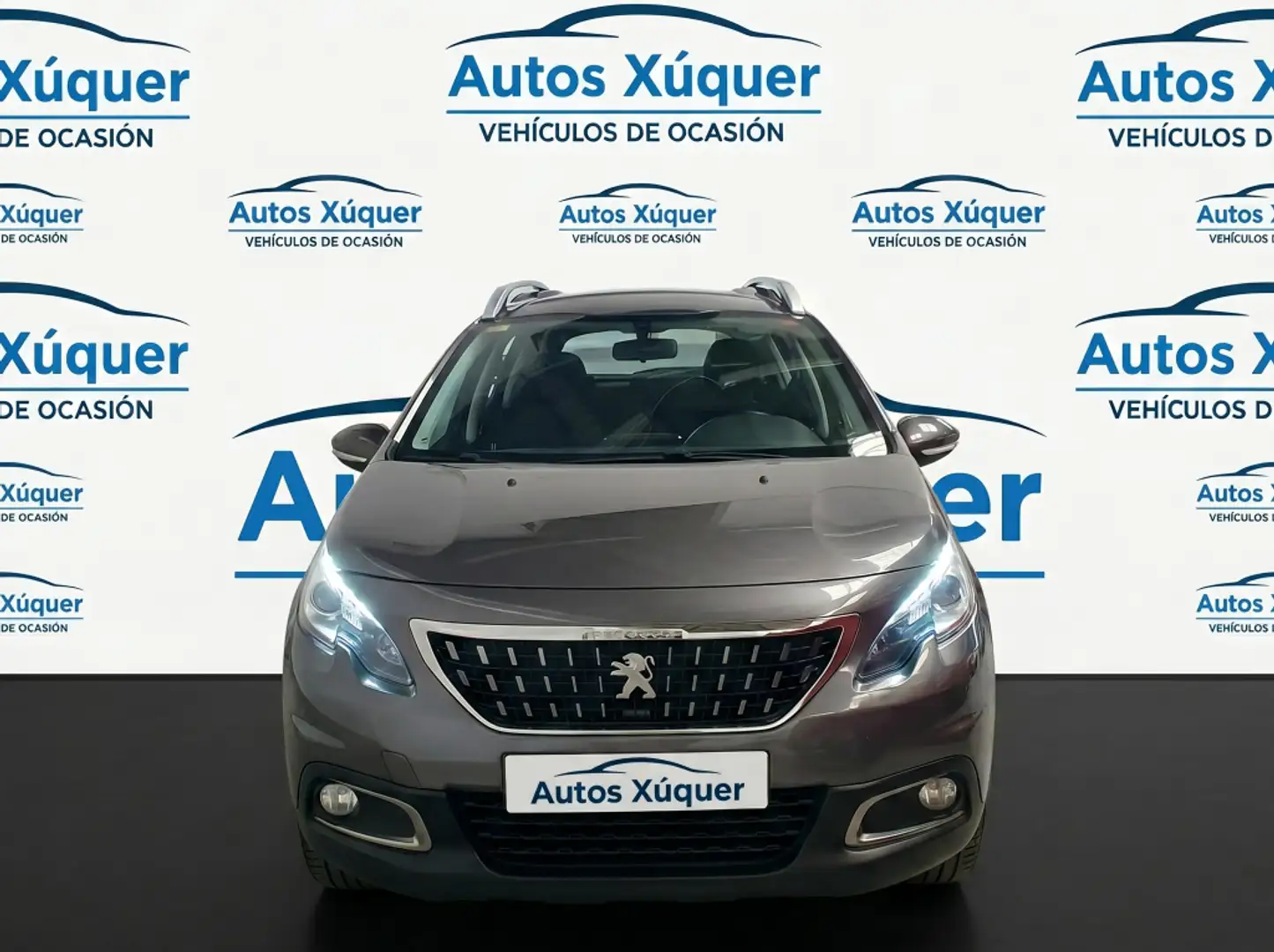 Peugeot 2008 1.5 BlueHDI S&S Signature 100 Gris - 1