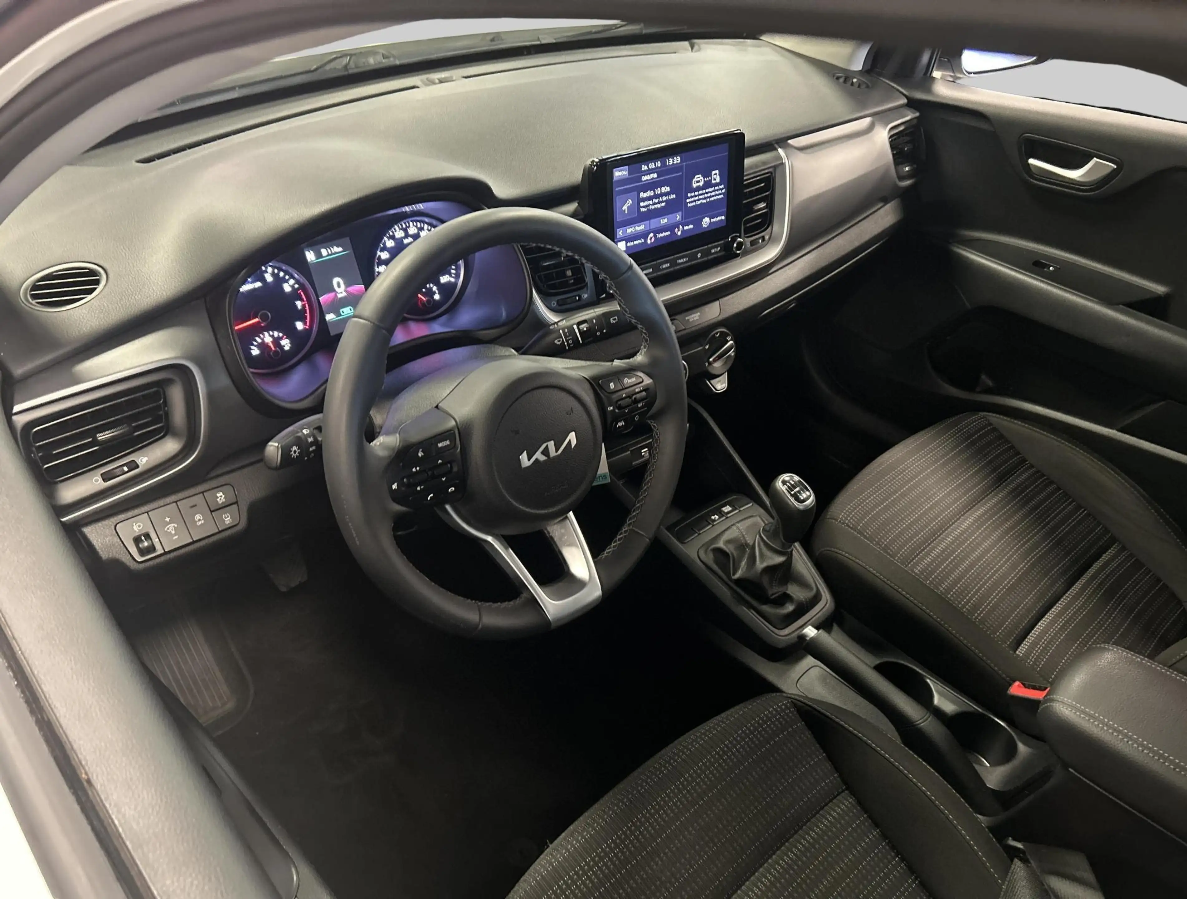 Kia Stonic 1.0 T-GDi MHEV DynamicLine Carplay/Android Auto — photo 8