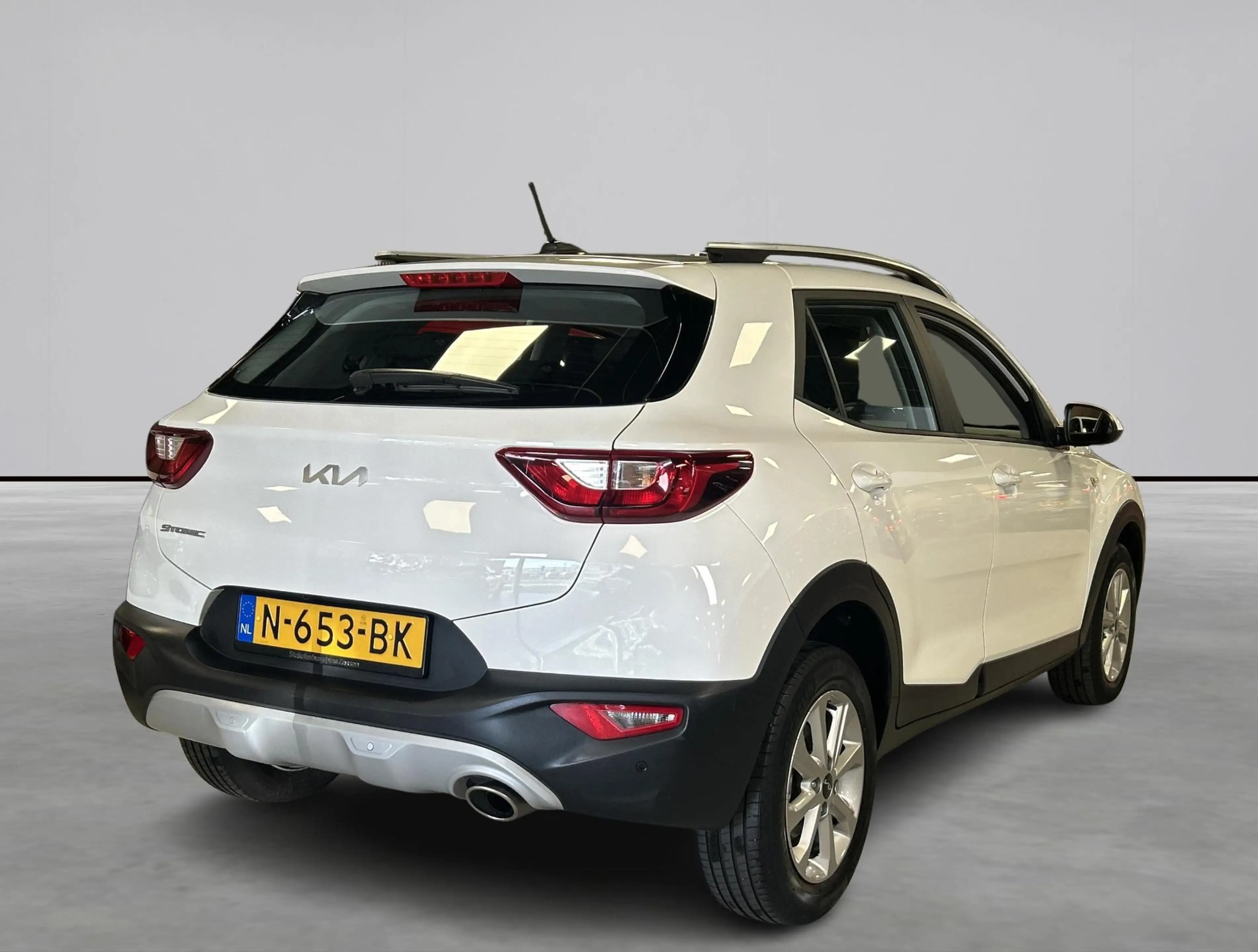 Kia Stonic 1.0 T-GDi MHEV DynamicLine Carplay/Android Auto — photo 5