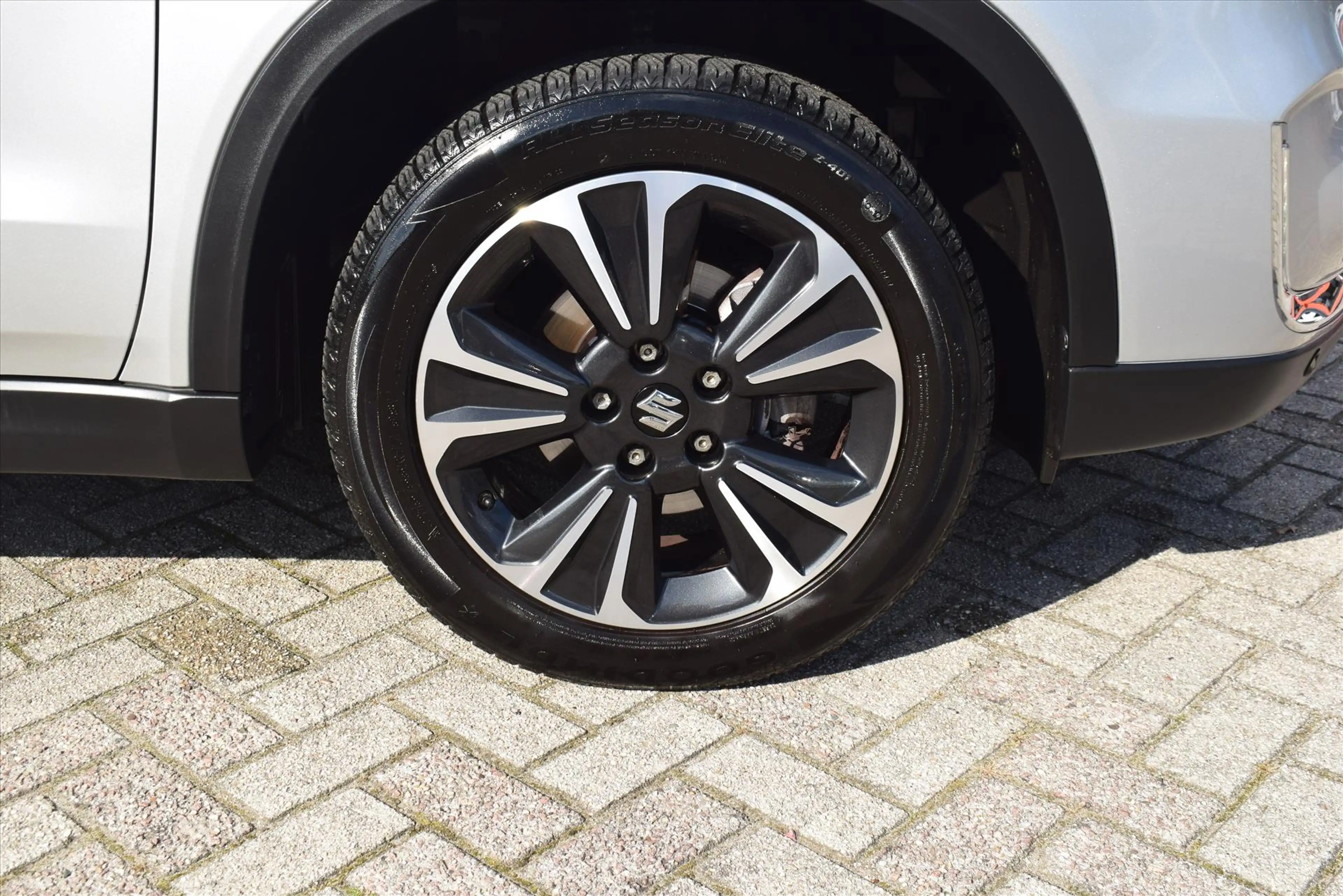 Suzuki Vitara 1.4 Boosterjet 129pk Smart Hybrid Allgrip Stijl — photo 3