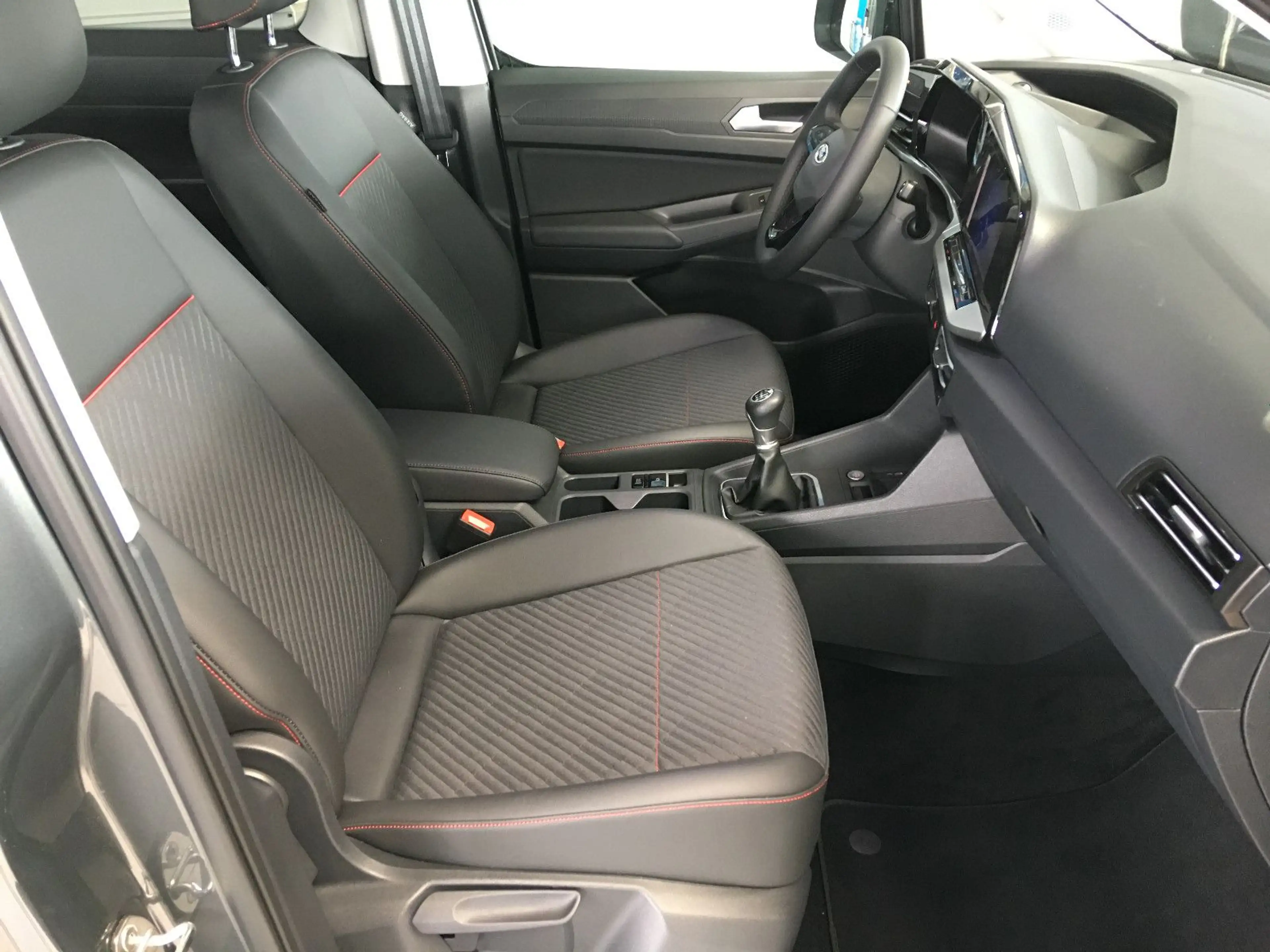 Ford Grand Tourneo Tourneo Connect L2 Sport LED/Navi/SHZ/7-Sitze — photo 8