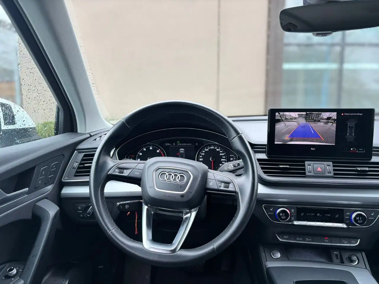Audi Q5 снимка Audi Q5