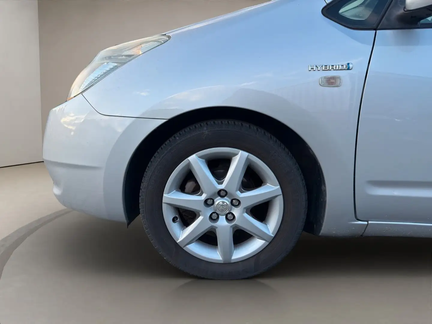 Toyota Prius Executive JBL Navi PDC FSE *sehr gepflegt* Silber - 2