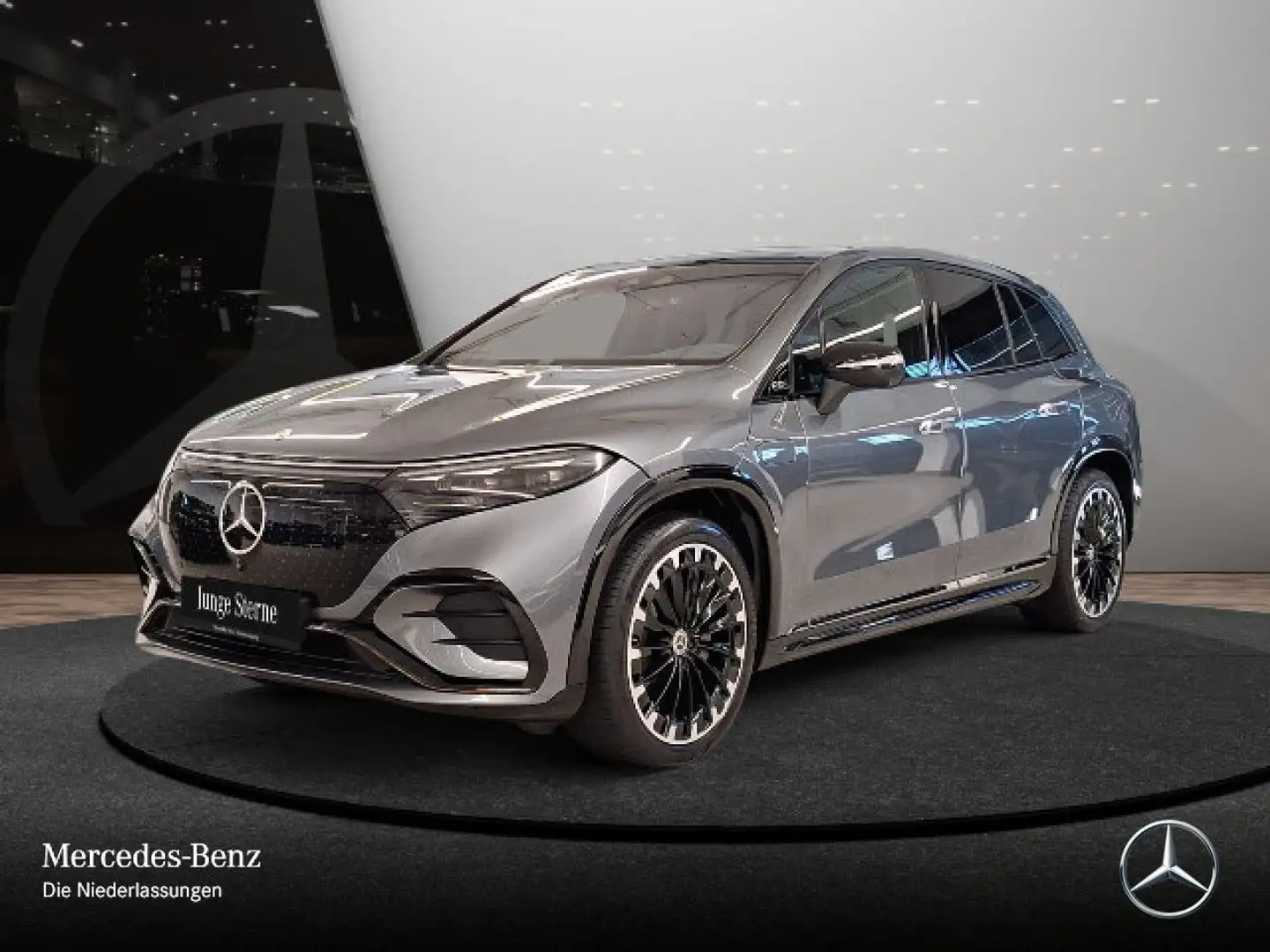 Mercedes-Benz EQS SUV EQS 450 SUV AMG Fahrass 360° Airmat Pano Burmester Grau - 2