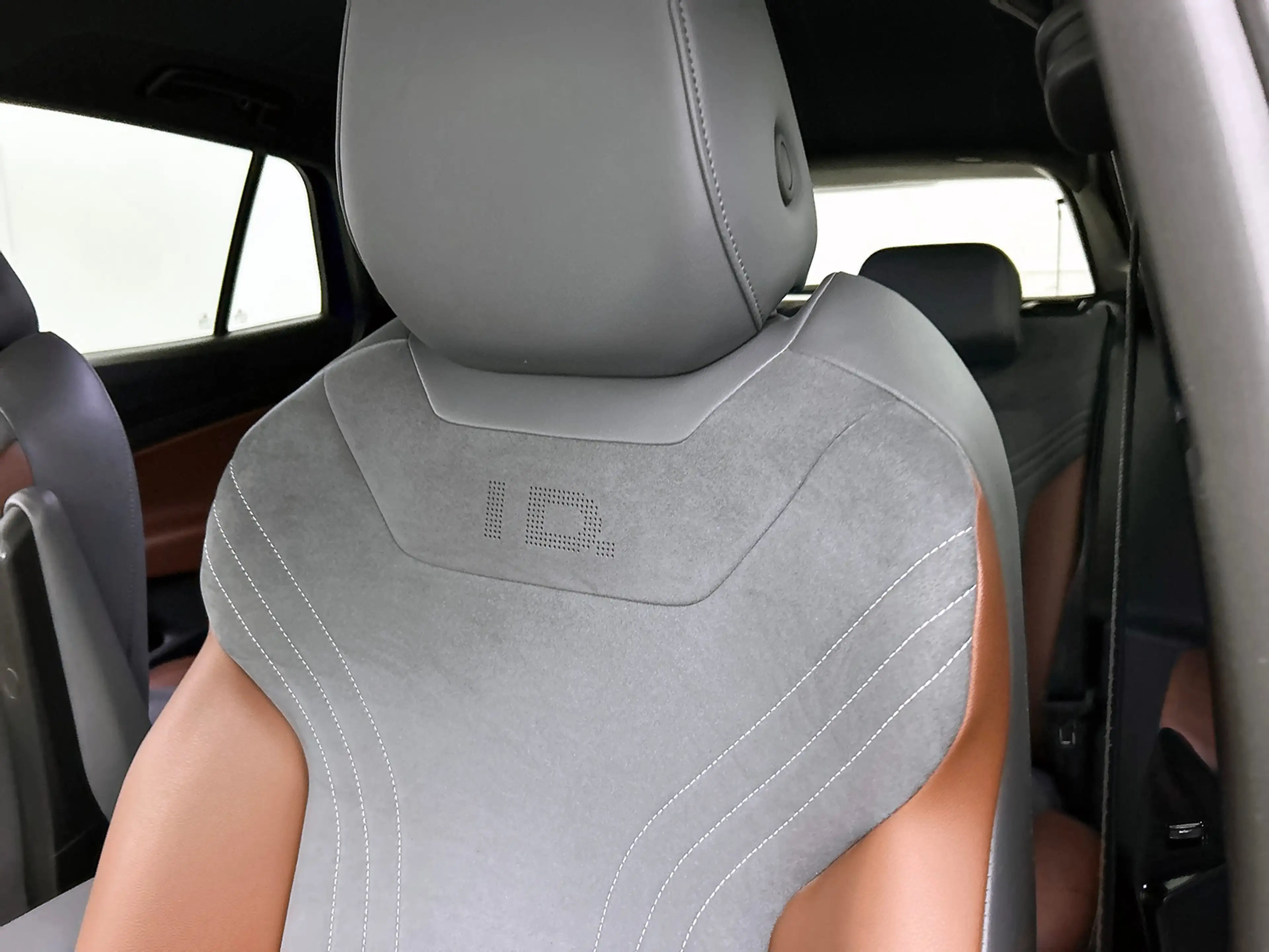 Volkswagen ID.4 First 77 kWh | Trekhaak | Warmtepomp | 12 maanden — photo 11