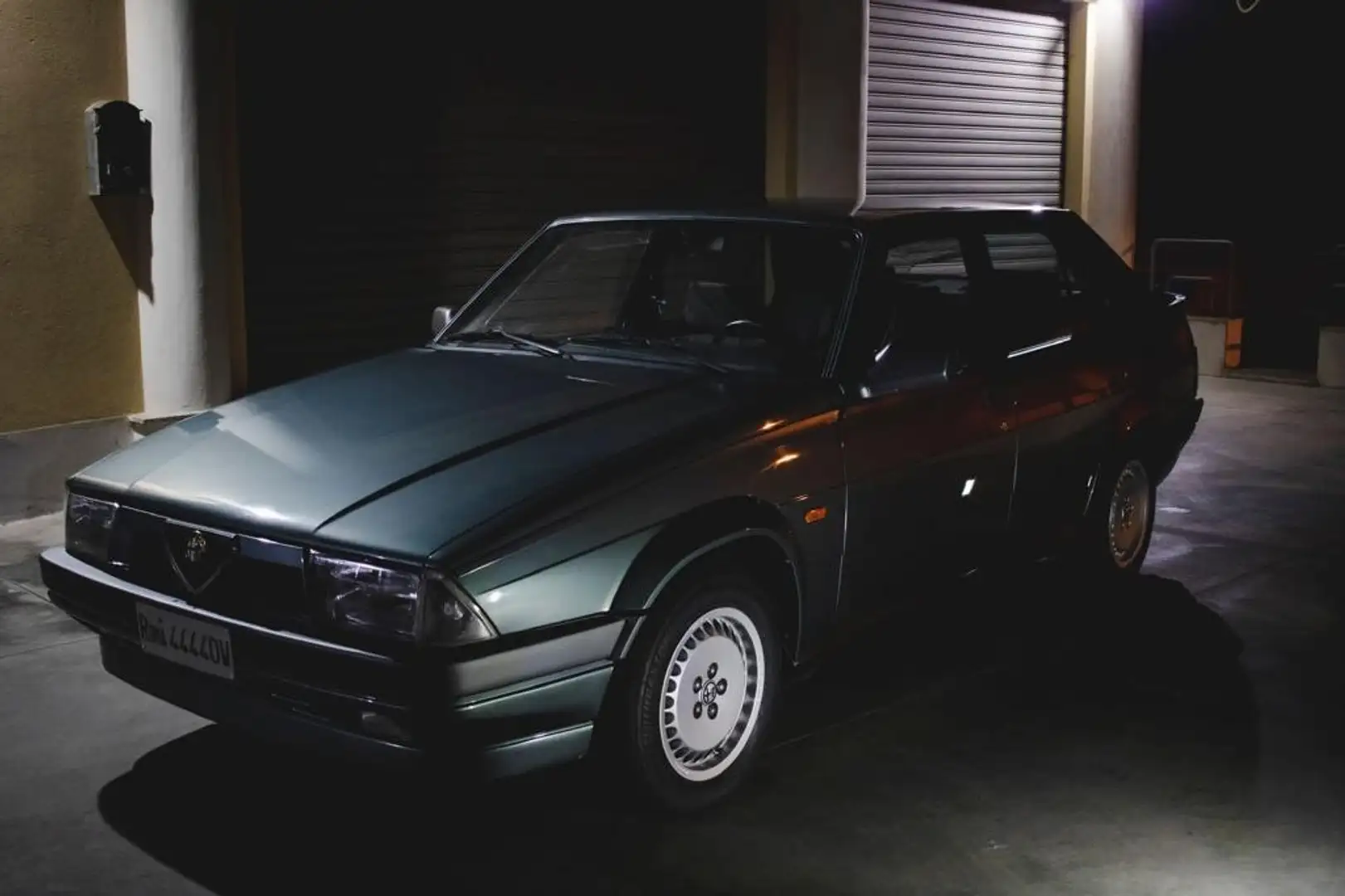 Alfa Romeo 75 2.0i ts - 2