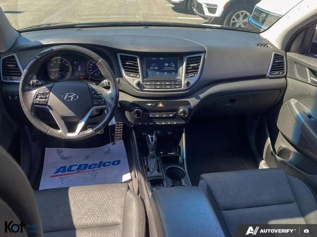 Hyundai TUCSON photo Hyundai TUCSON