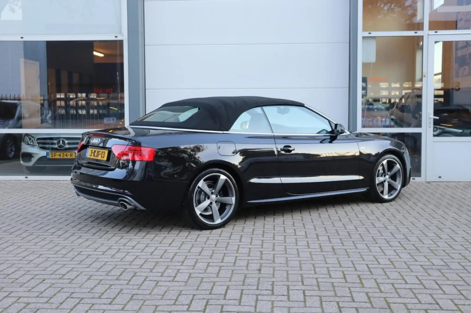 Audi Cabriolet 1.8 TFSI PRO LINE S/ORIG.NL/FACELIFT/NEK+STOEL.VER Zwart - 2