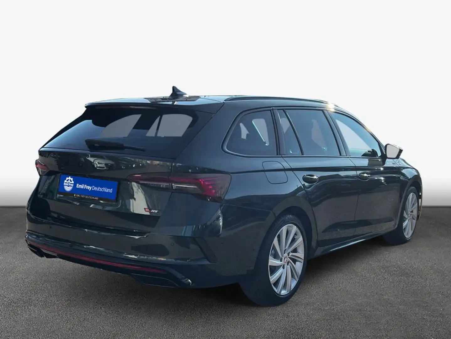 Skoda Octavia Combi 2.0 TSI RS 195 kW, 5-türig Grün - 2