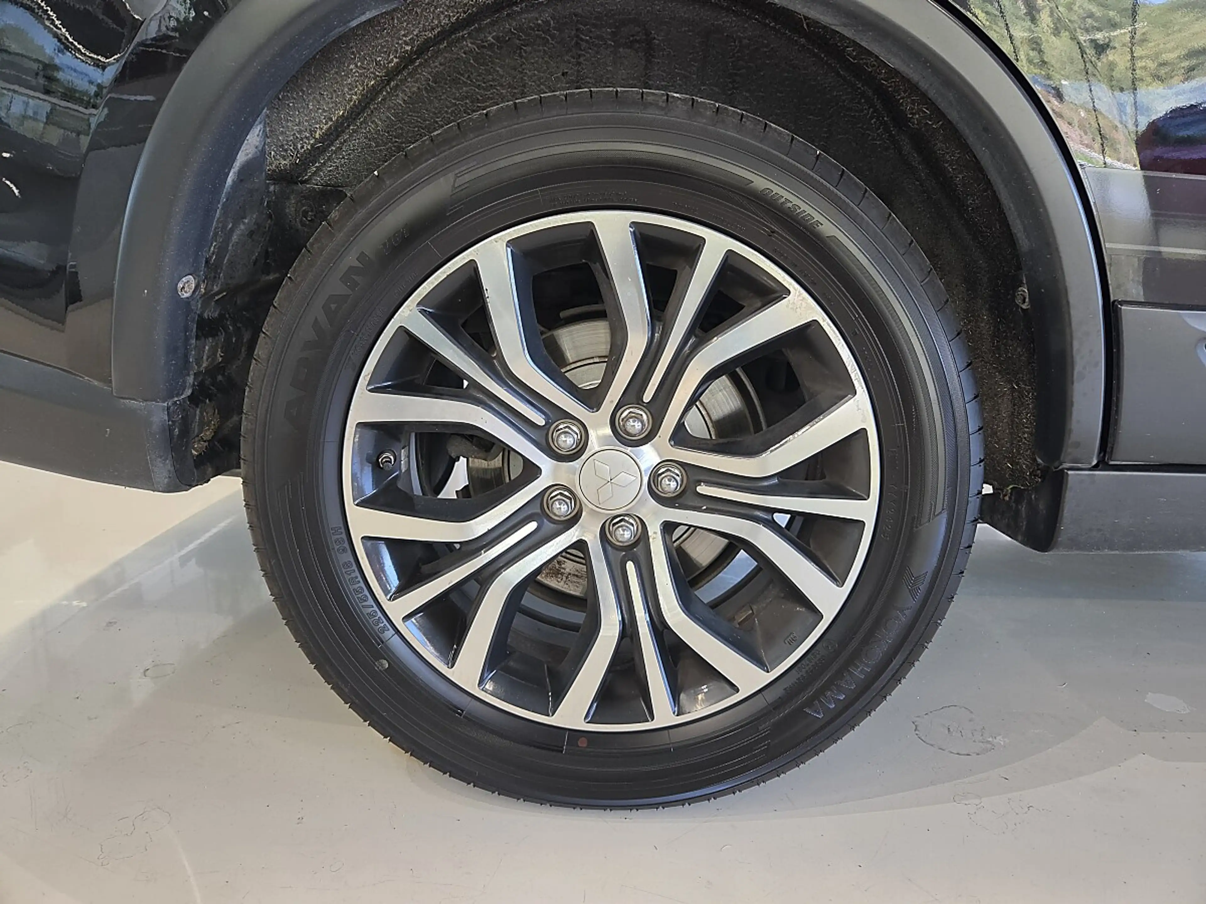 Mitsubishi Outlander 2,0 MIVEC AS&G 100 Jahre Sondermodell — photo 10