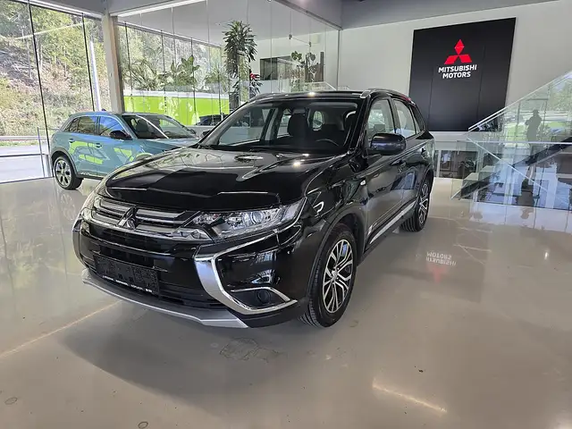 Mitsubishi Outlander 2,0 MIVEC AS&G 100 Jahre Sondermodell
