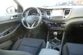 Hyundai TUCSON 1.6 /Euro6/Klima/Navi/1-Hand/67000km. Weiß - thumbnail 9