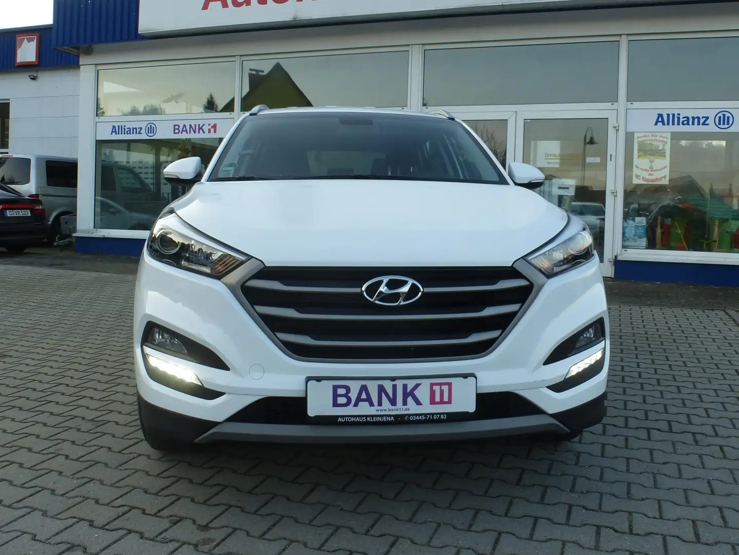 Hyundai TUCSON 1.6 /Euro6/Klima/Navi/1-Hand/67000km. Weiß - 2