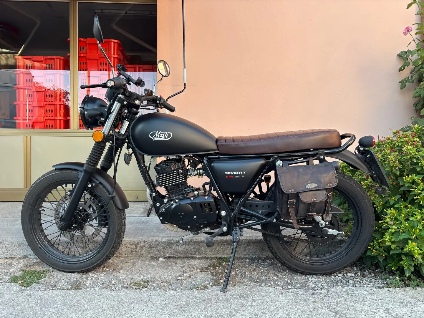 Mash Seventy 125 Fekete - 2