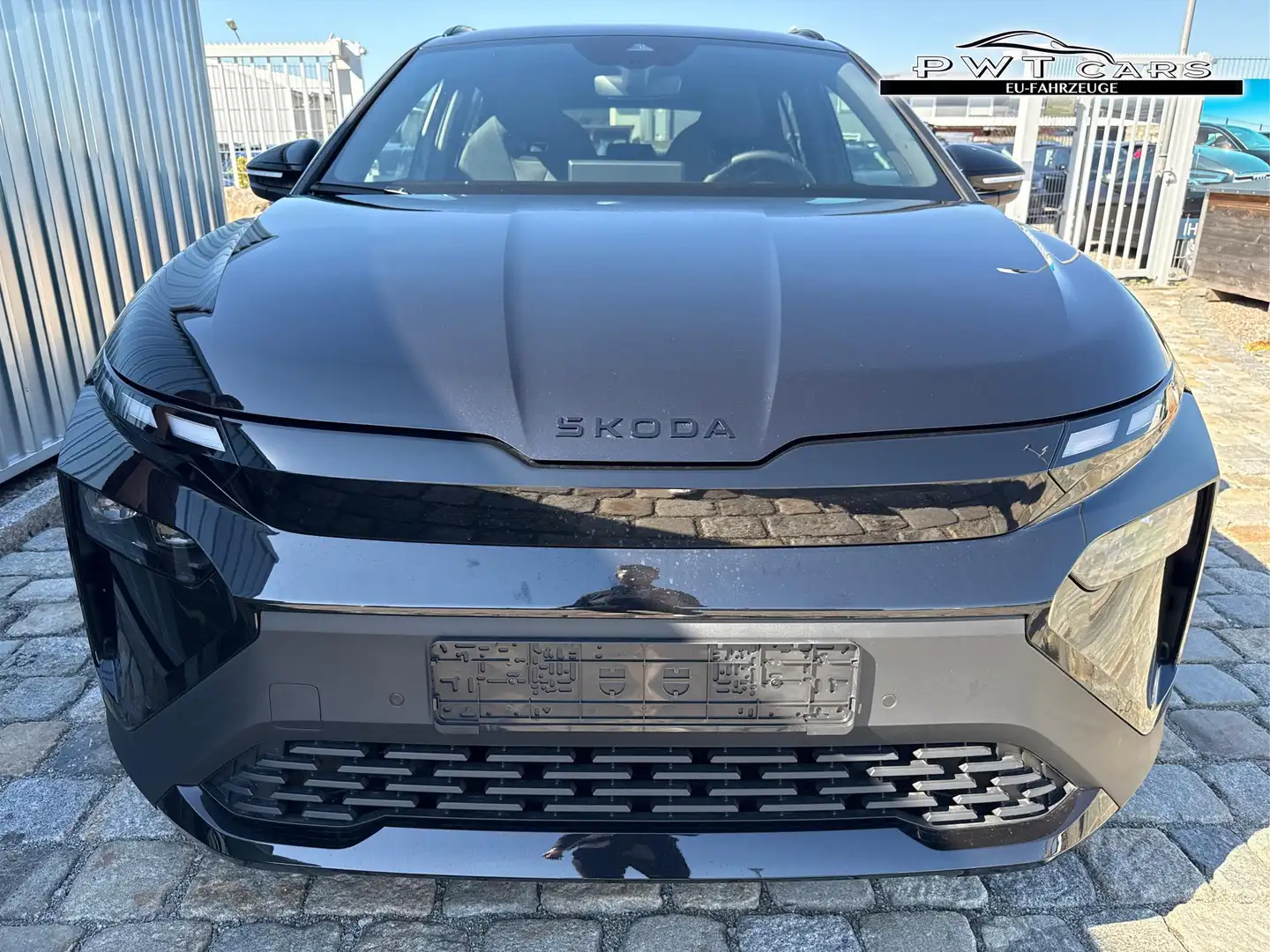 Skoda Elroq Sportline 60 - 63 kWh 204 PS-5 Jahre Garantie-N... Schwarz - 2