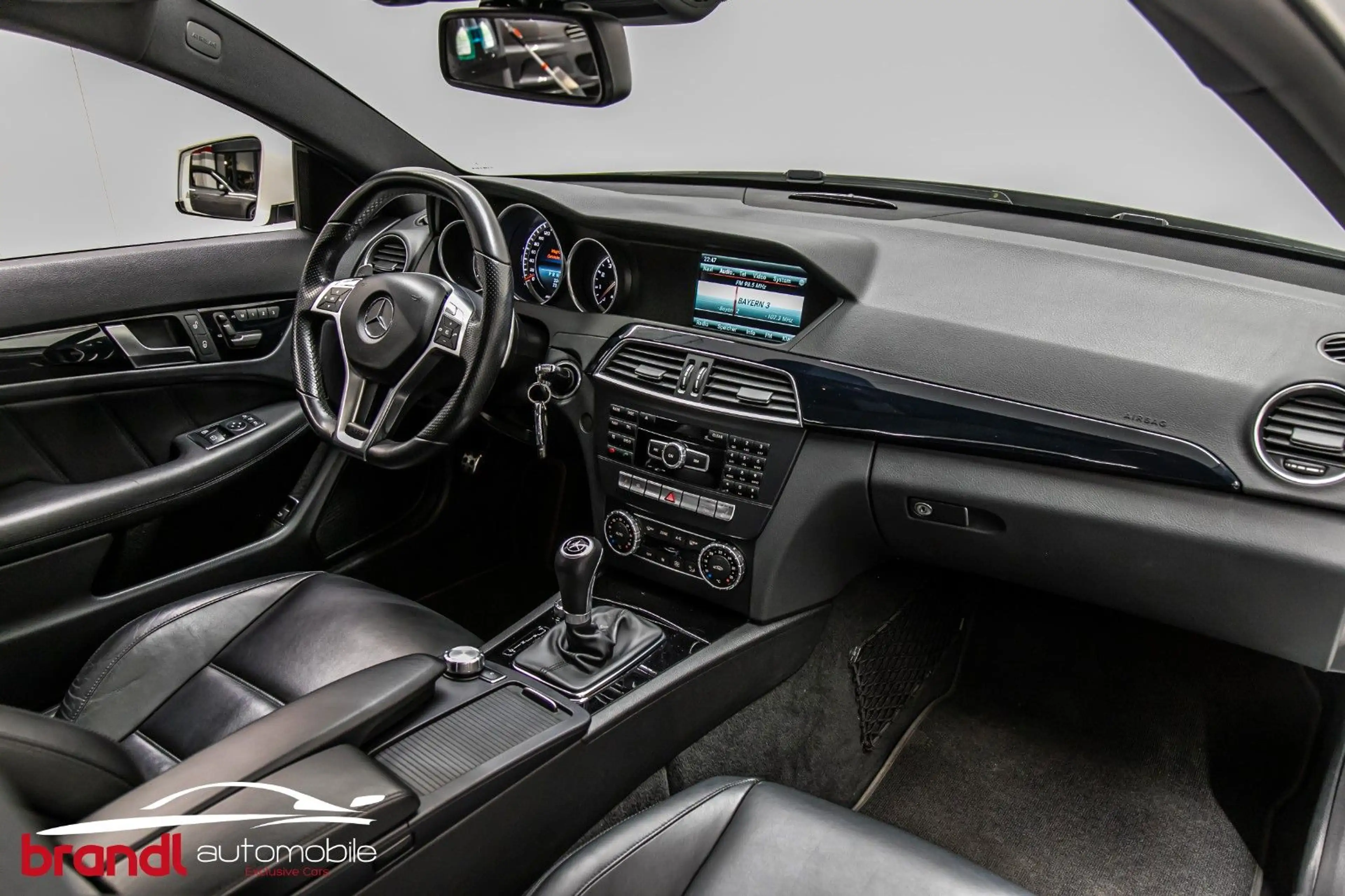 Mercedes-Benz C 63 AMG Coupe / DE / Garantie / Designo / Distr — photo 28