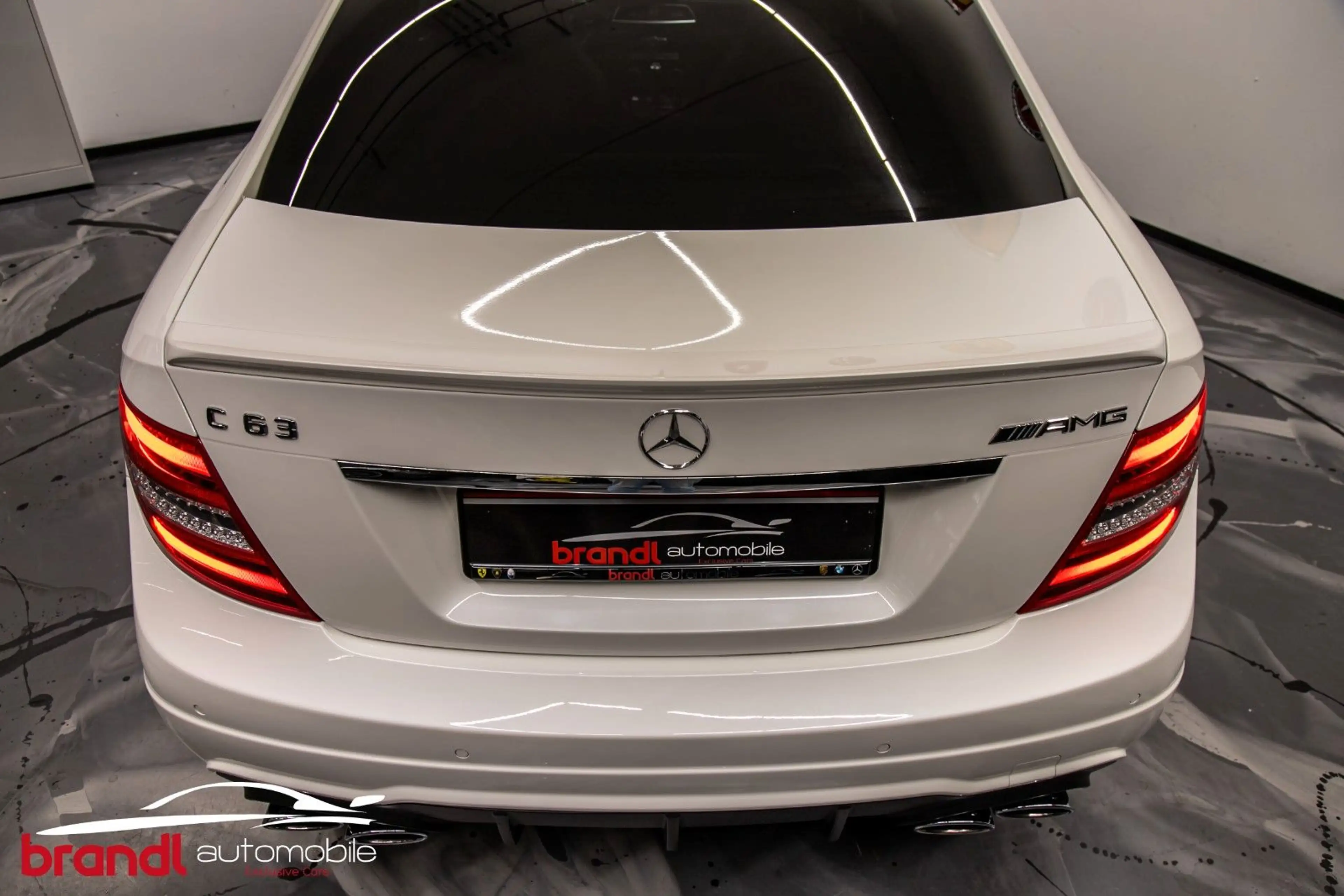 Mercedes-Benz C 63 AMG Coupe / DE / Garantie / Designo / Distr — photo 17
