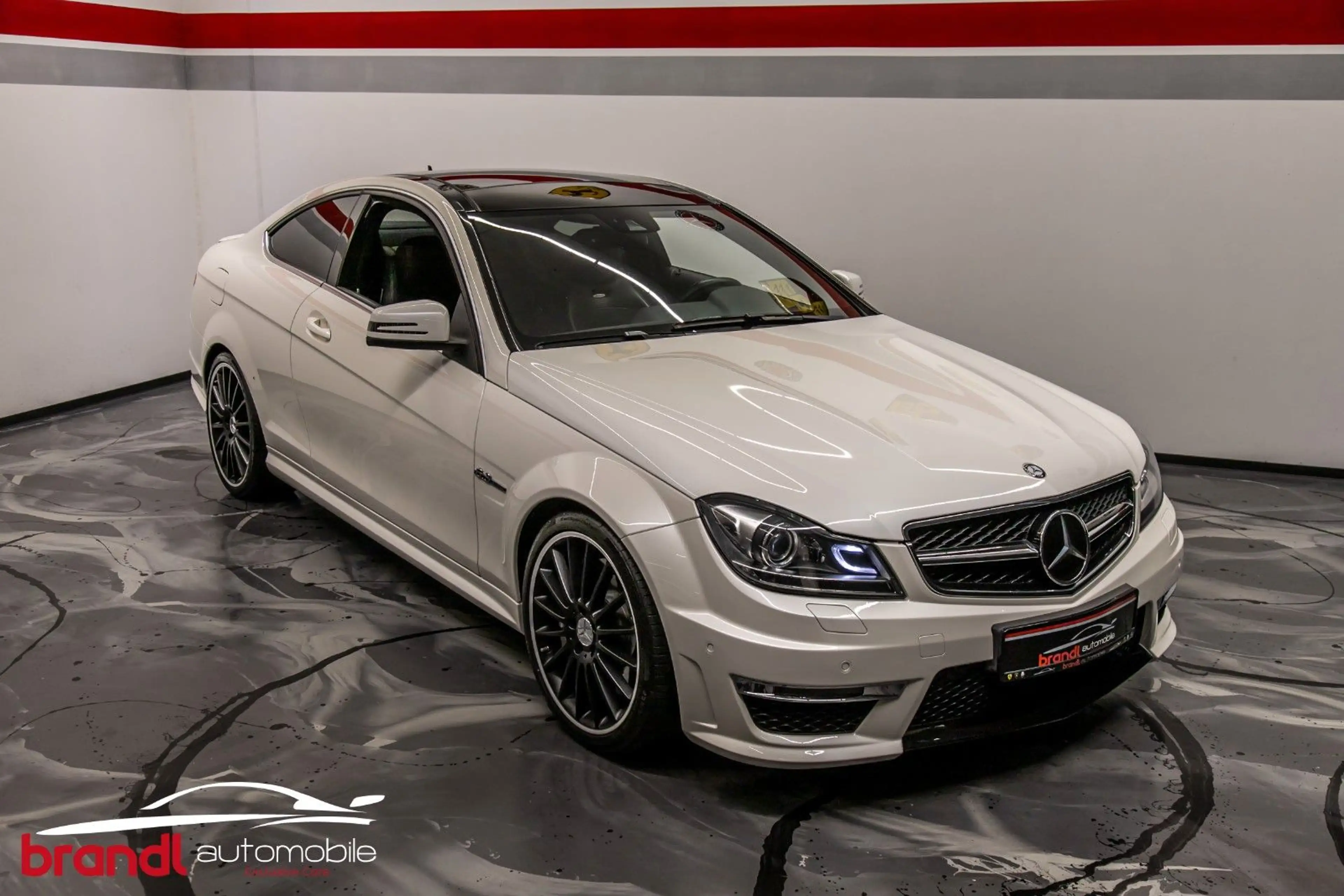 Mercedes-Benz C 63 AMG Coupe / DE / Garantie / Designo / Distr — photo 3