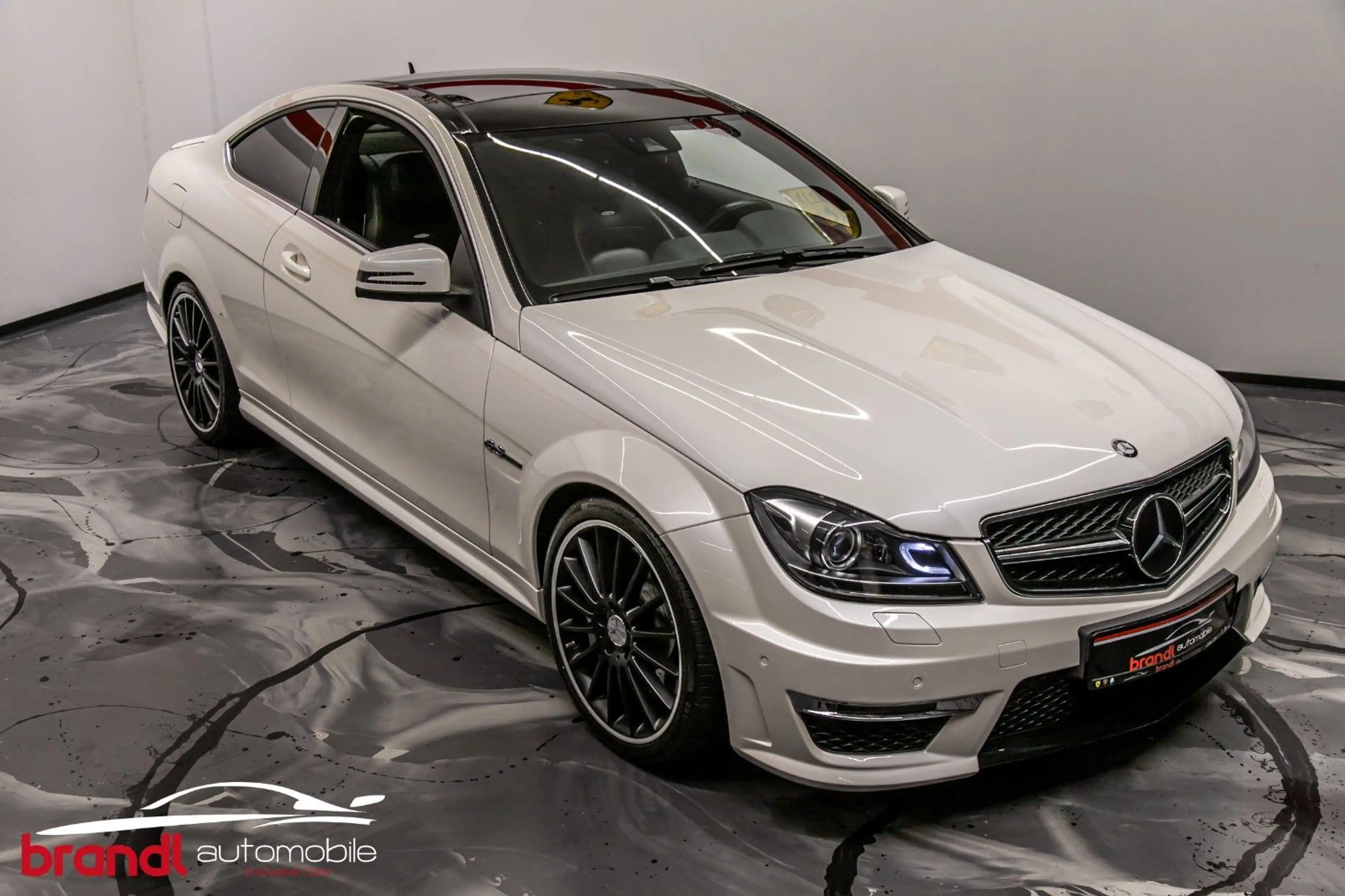 Mercedes-Benz C 63 AMG Coupe / DE / Garantie / Designo / Distr — photo 4