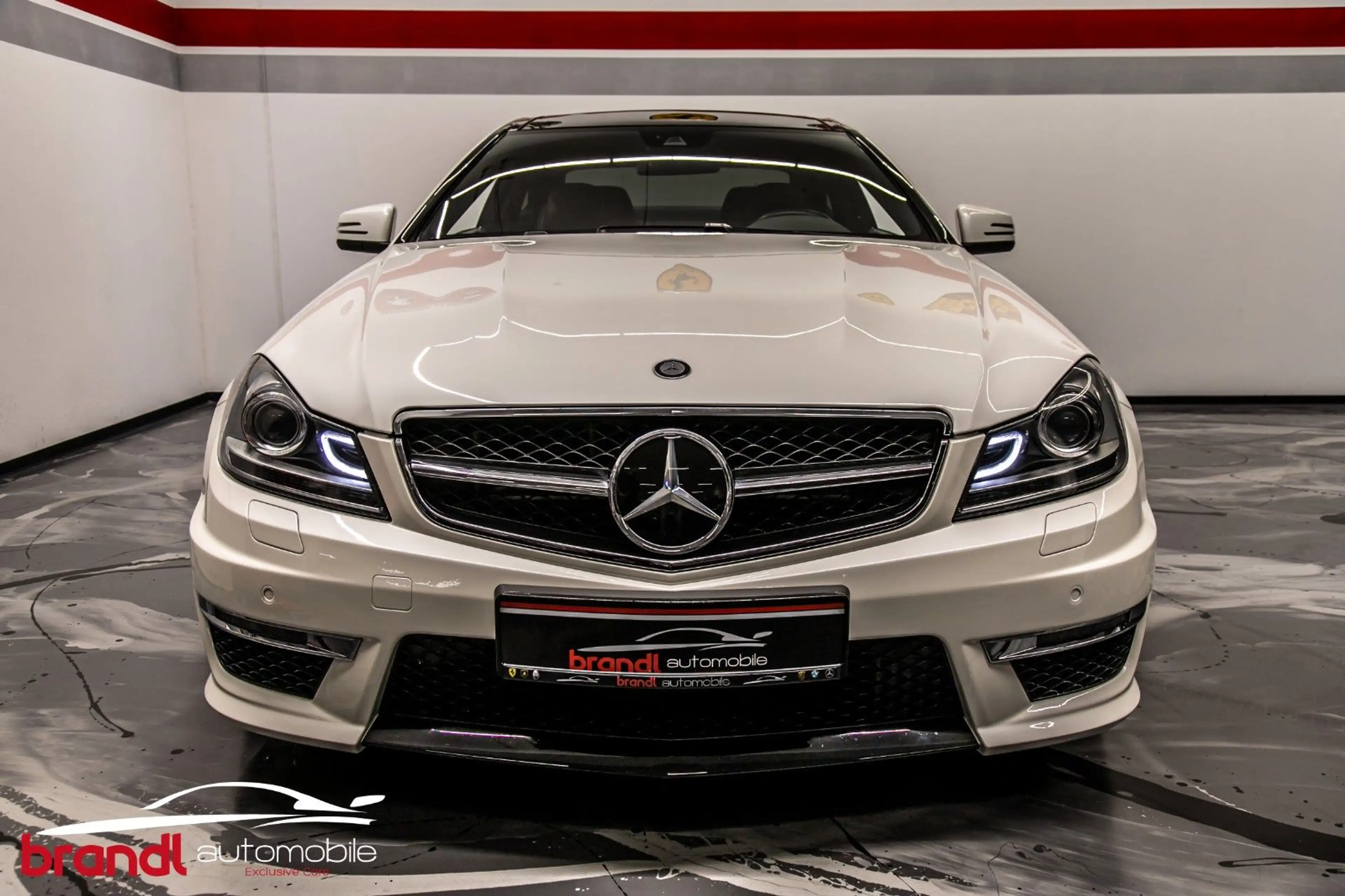 Mercedes-Benz C 63 AMG Coupe / DE / Garantie / Designo / Distr — photo 7