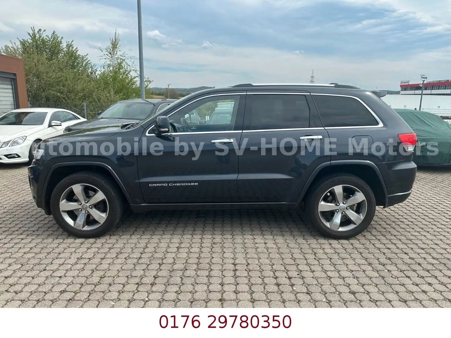 Jeep Grand Cherokee 3.0 CRD Overland Zwart - 2