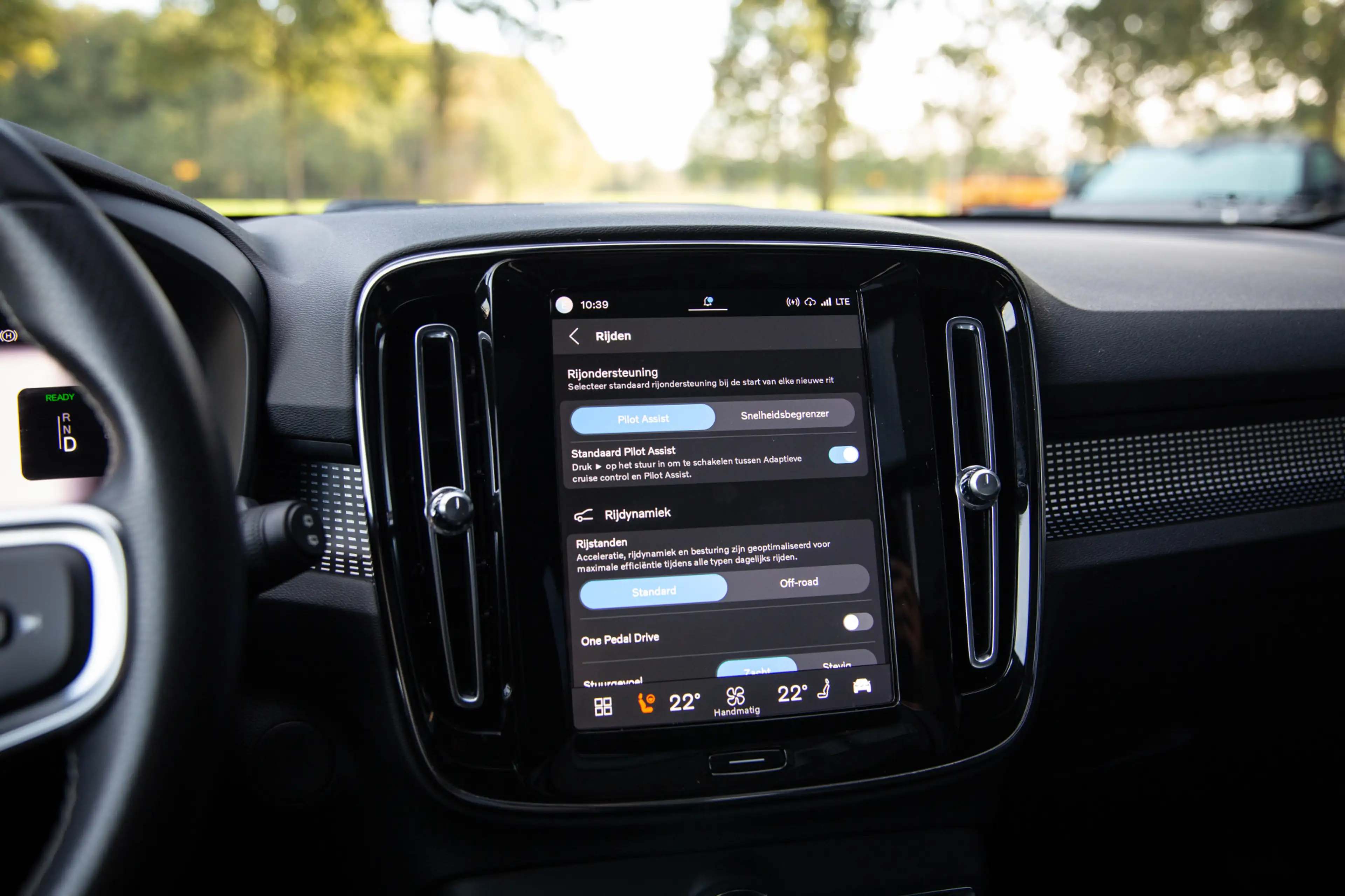 Volvo XC40 Recharge P8 AWD R-Design , SOH 92%, Harman/Kardon, — photo 22