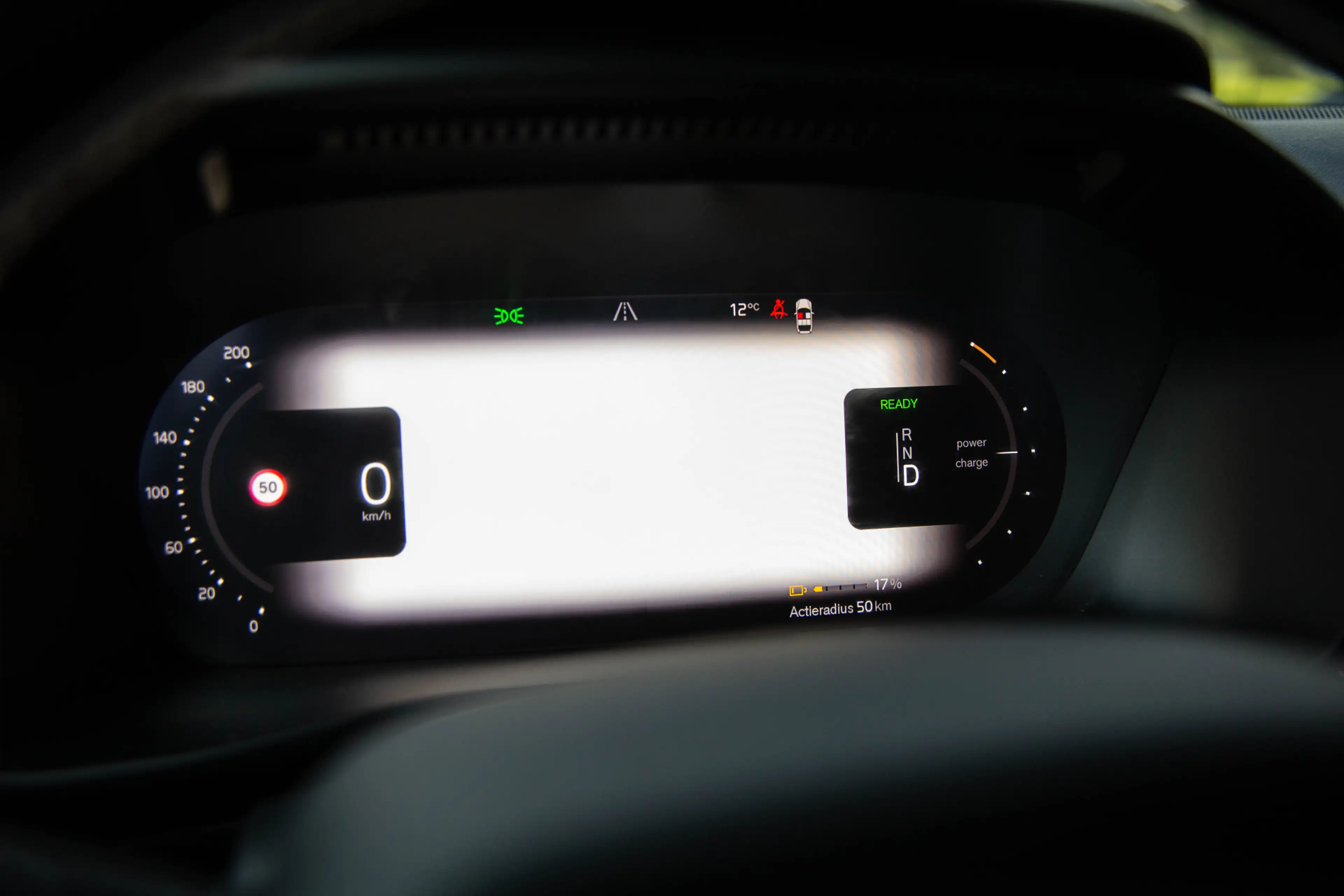 Volvo XC40 Recharge P8 AWD R-Design , SOH 92%, Harman/Kardon, — photo 12