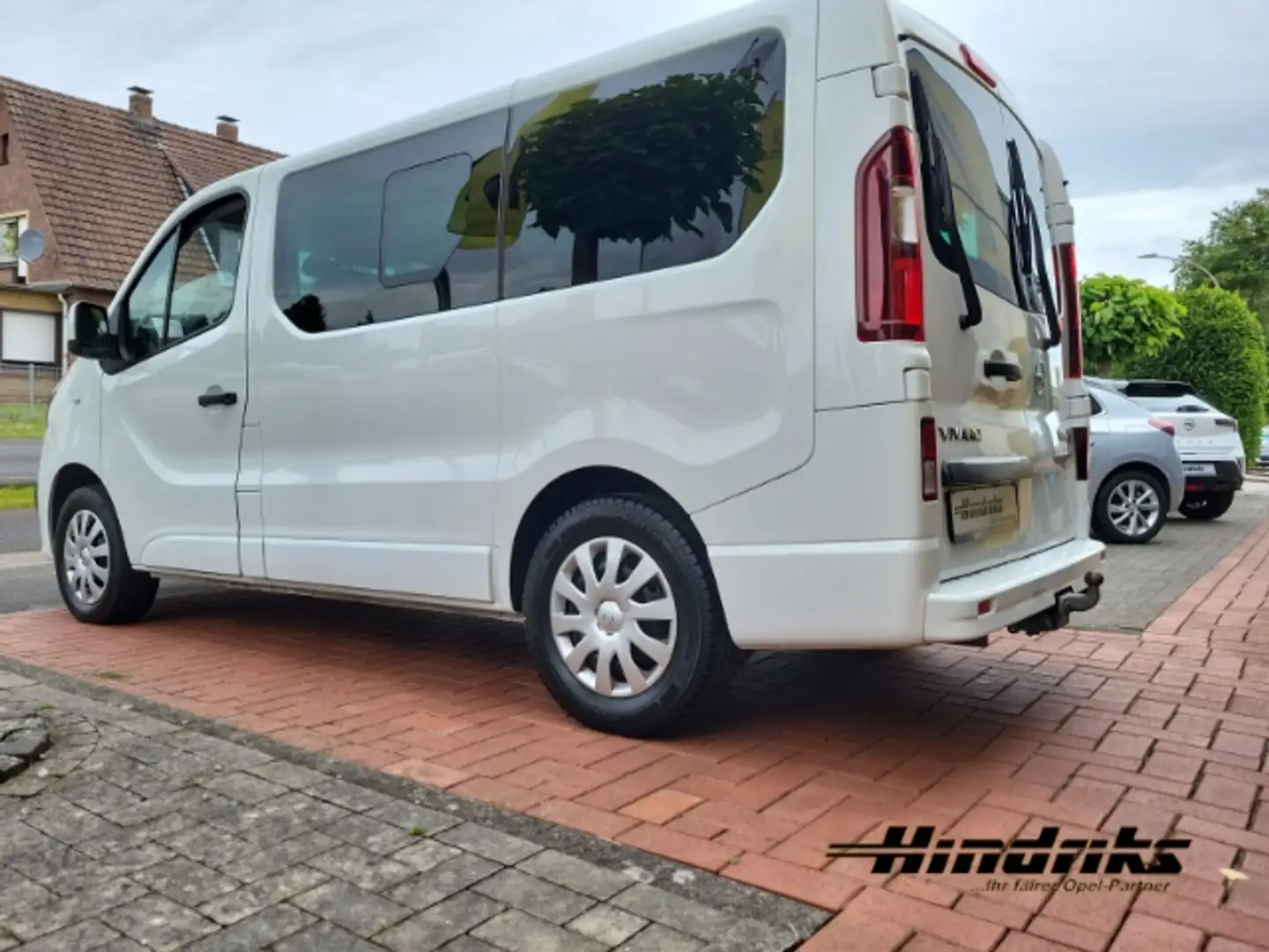 Opel Vivaro B Kombi L1H1 2,7t 1.6 CDTI Biturbo AHK Navi Sperrd Weiß - 2