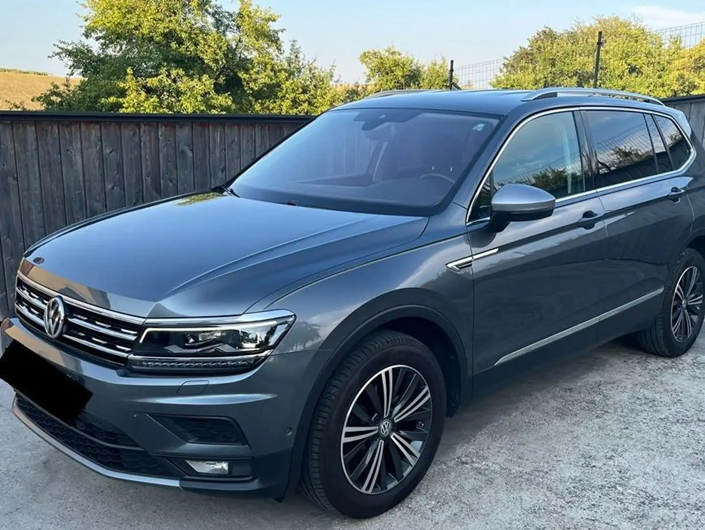 Volkswagen Tiguan Allspace Comfortline Grau - 1