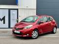 Toyota Yaris 1.3 benzine / Airco / Garantie / 1ste eigenaar Roşu - thumbnail 1