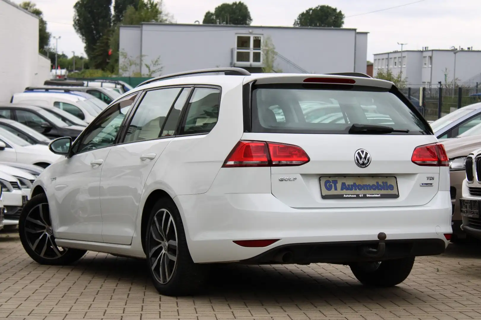 Volkswagen Golf VII 1.6 TDI Trendline/BMT/Klima/Allwett/AHK Bianco - 2