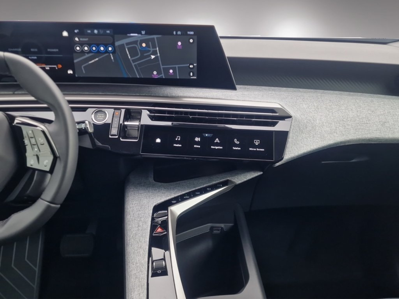 Peugeot 5008 ALLURE Hybrid 136 e-DCS6 — photo 10