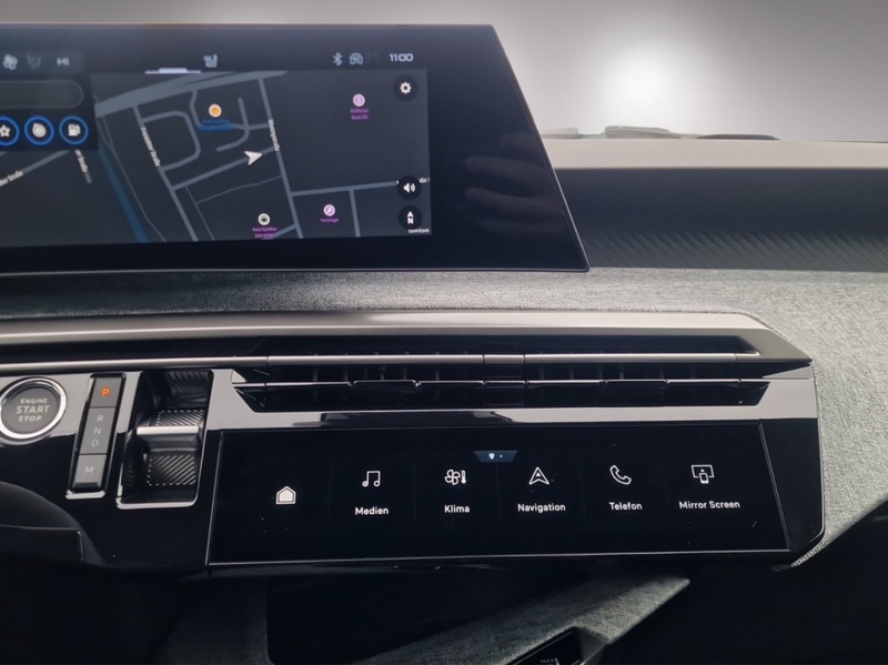 Peugeot 5008 ALLURE Hybrid 136 e-DCS6 — photo 11