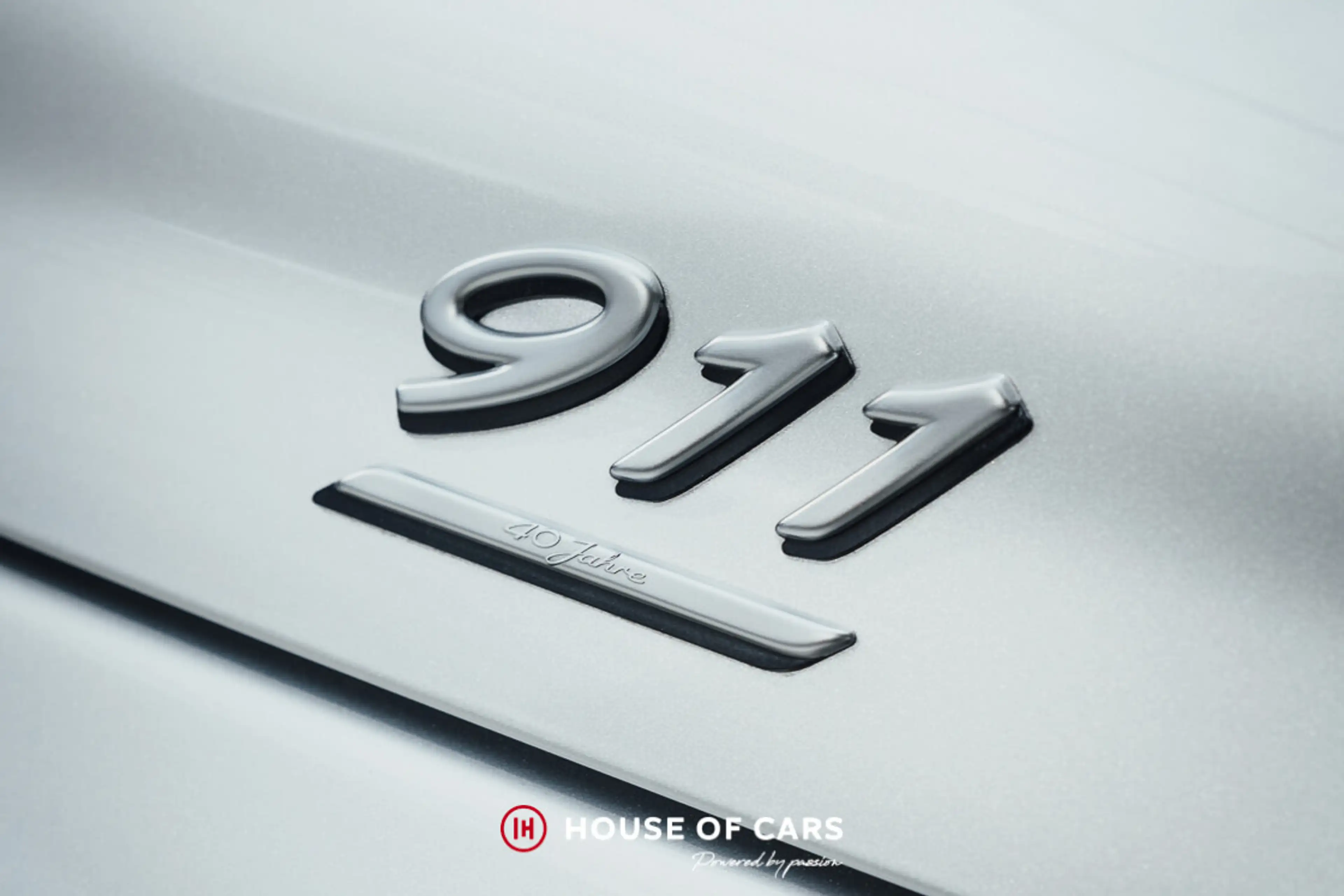 Porsche 996 .2 Carrera Coupe 40 Jahre - 1st paint — photo 14