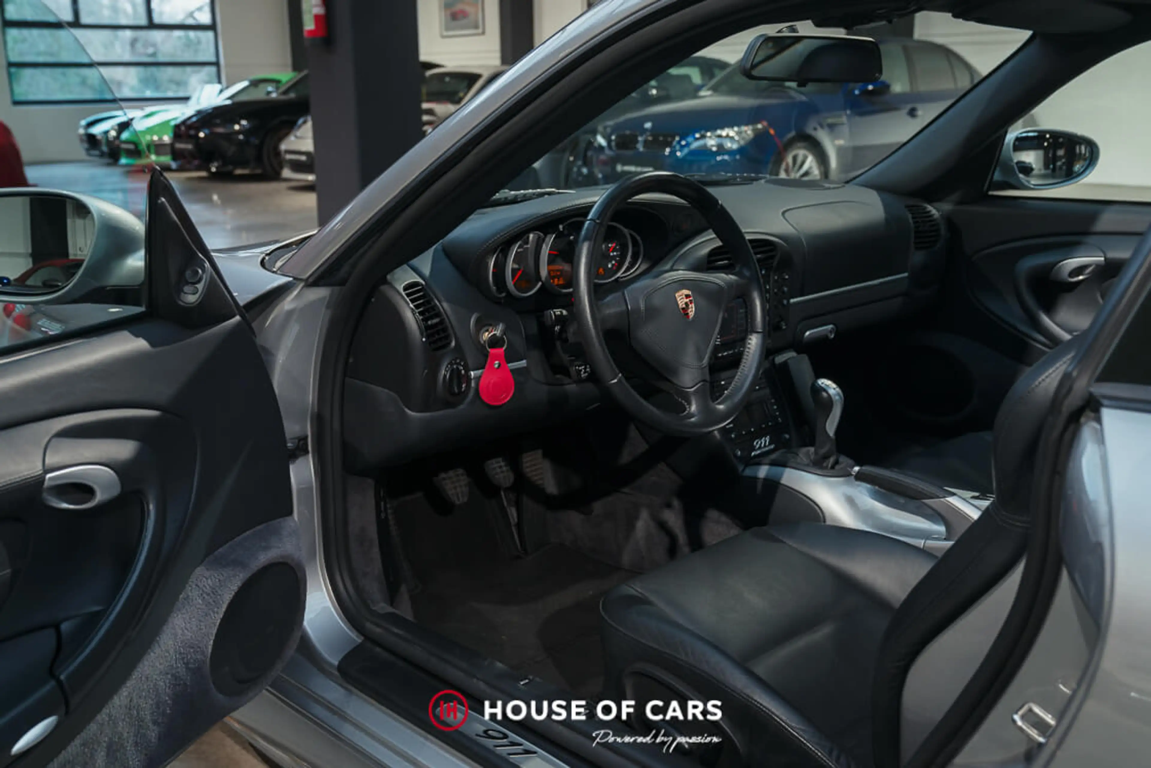 Porsche 996 .2 Carrera Coupe 40 Jahre - 1st paint — photo 15