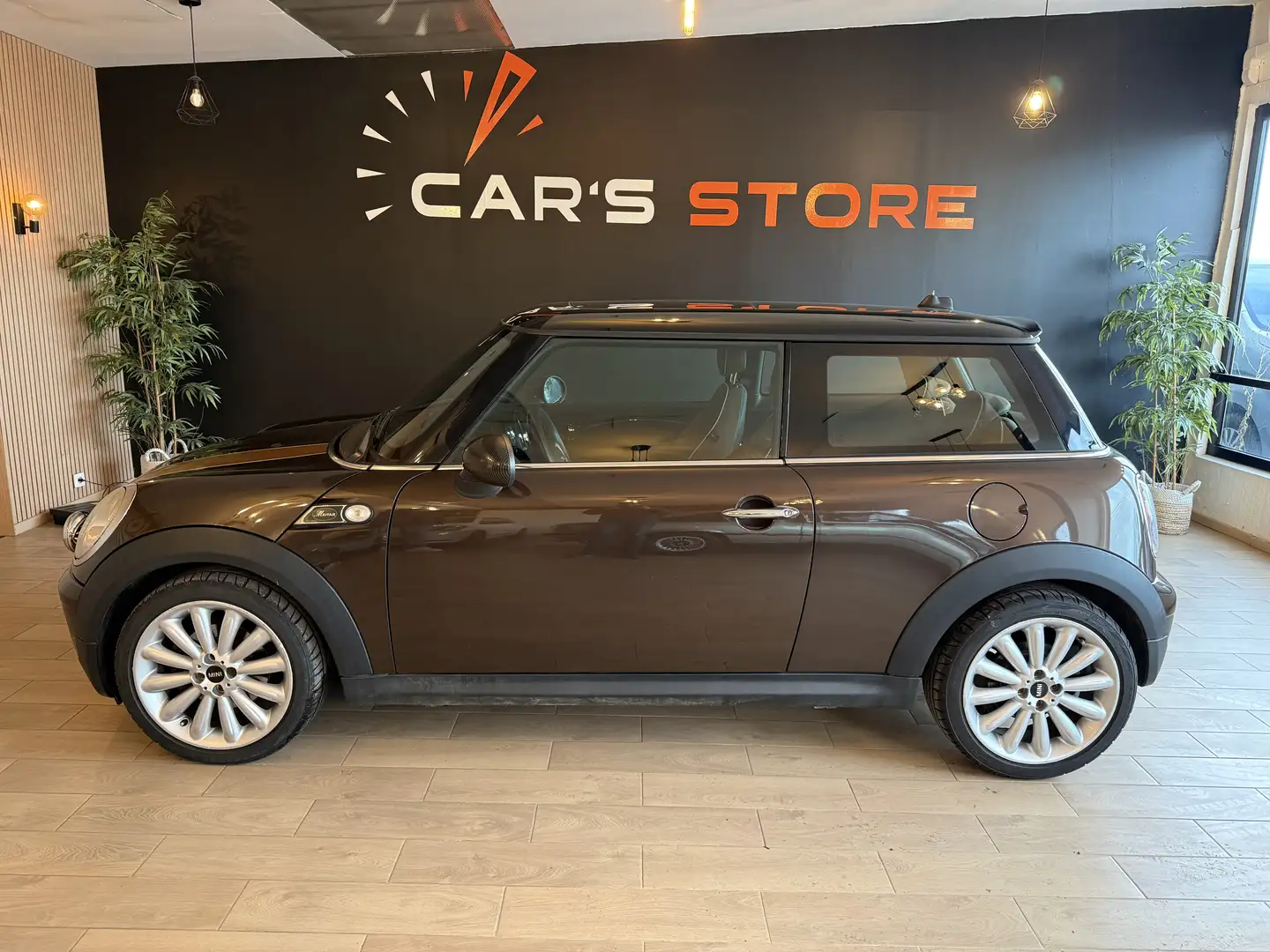 MINI Cooper Mini 1.6i Cooper Mayfair Braun - 2