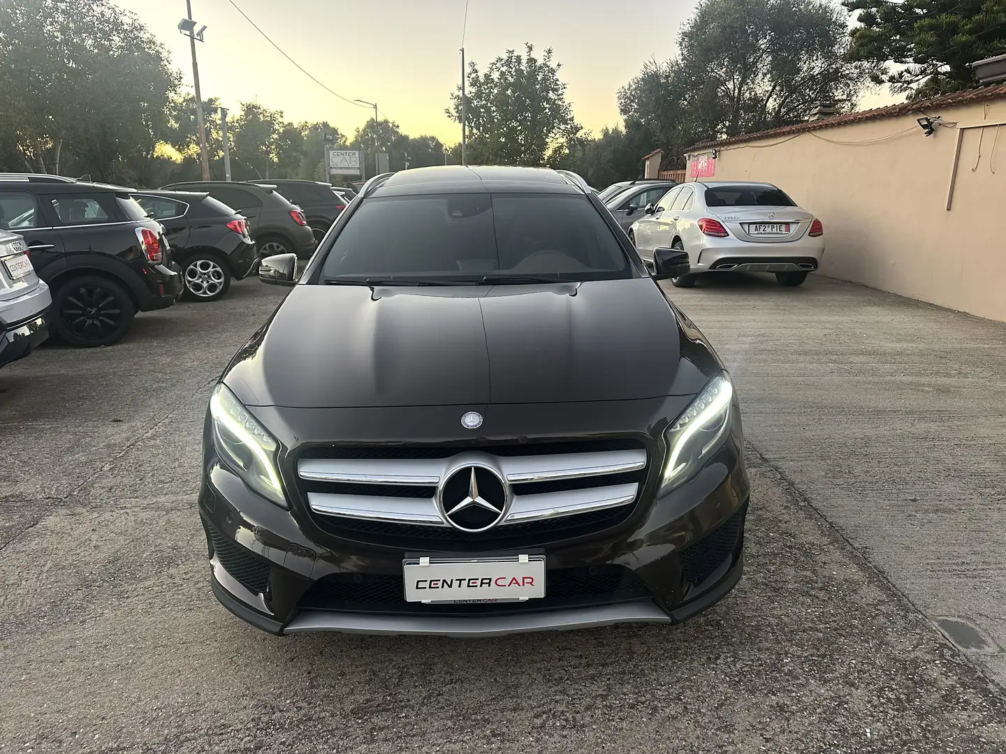 Mercedes-Benz GLA 200 d (cdi) Premium auto - 2