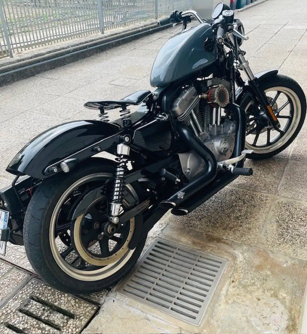 Harley-Davidson Sportster XL 883 Šedá - 1