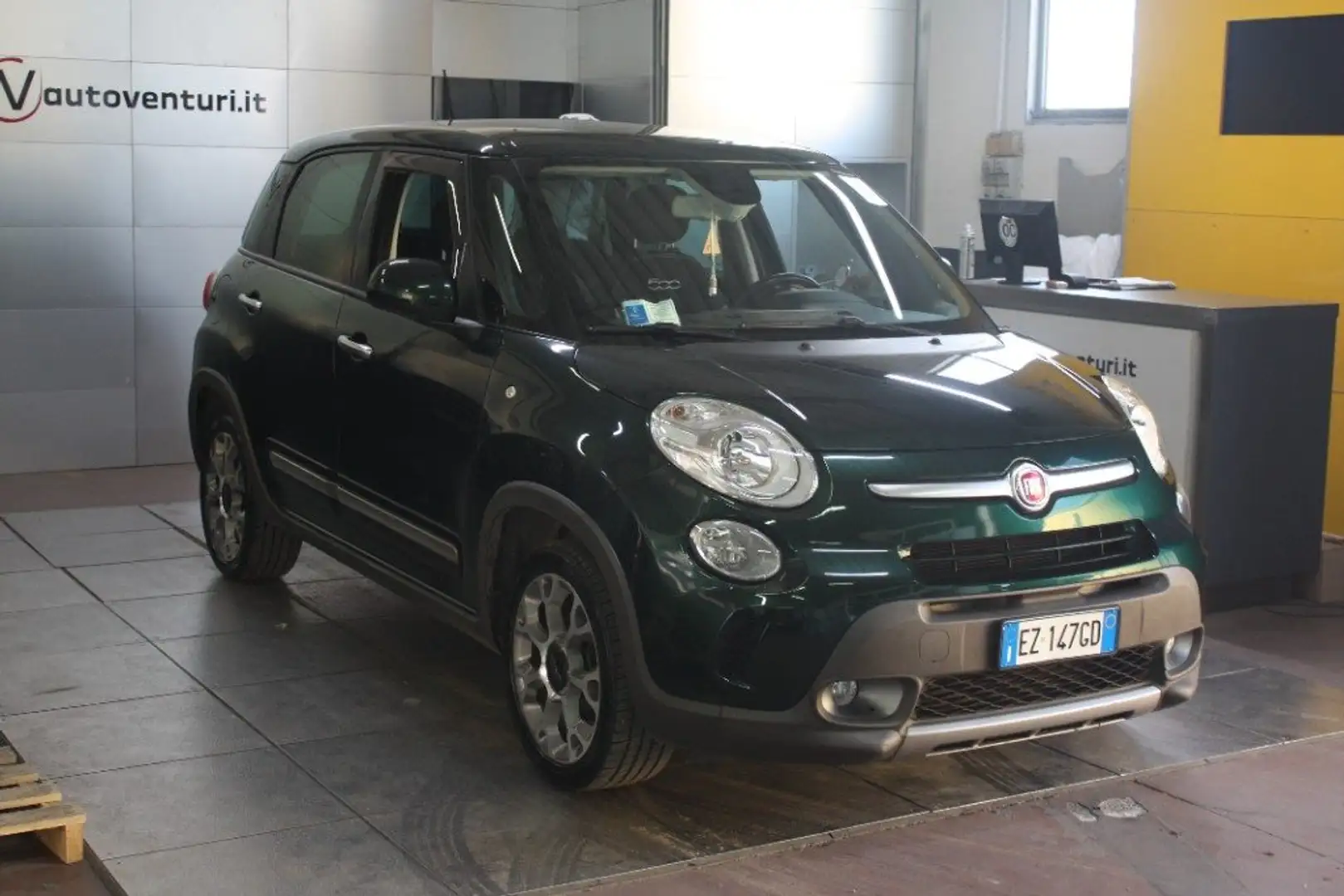 Fiat 500L 1.3 Multijet 85 CV Dualogic Trekking Verde - 1