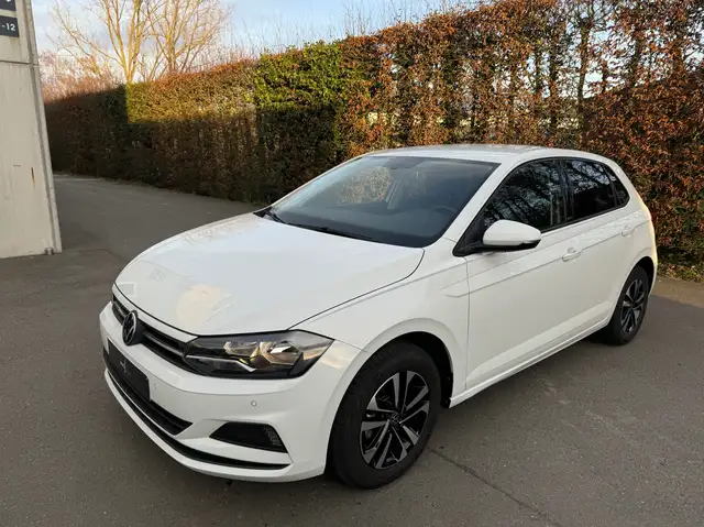 Volkswagen Polo 1.0 TSI / CARPLAY / / NAV / / PDC /