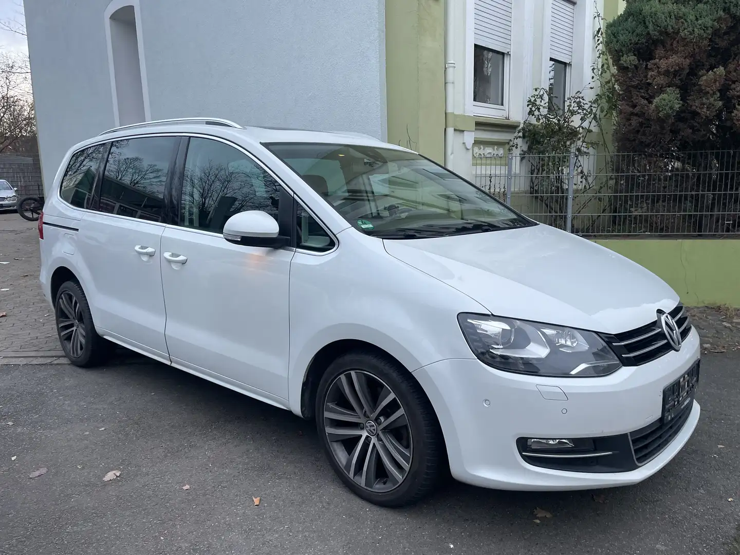 Volkswagen Sharan Highline BMT Wit - 2