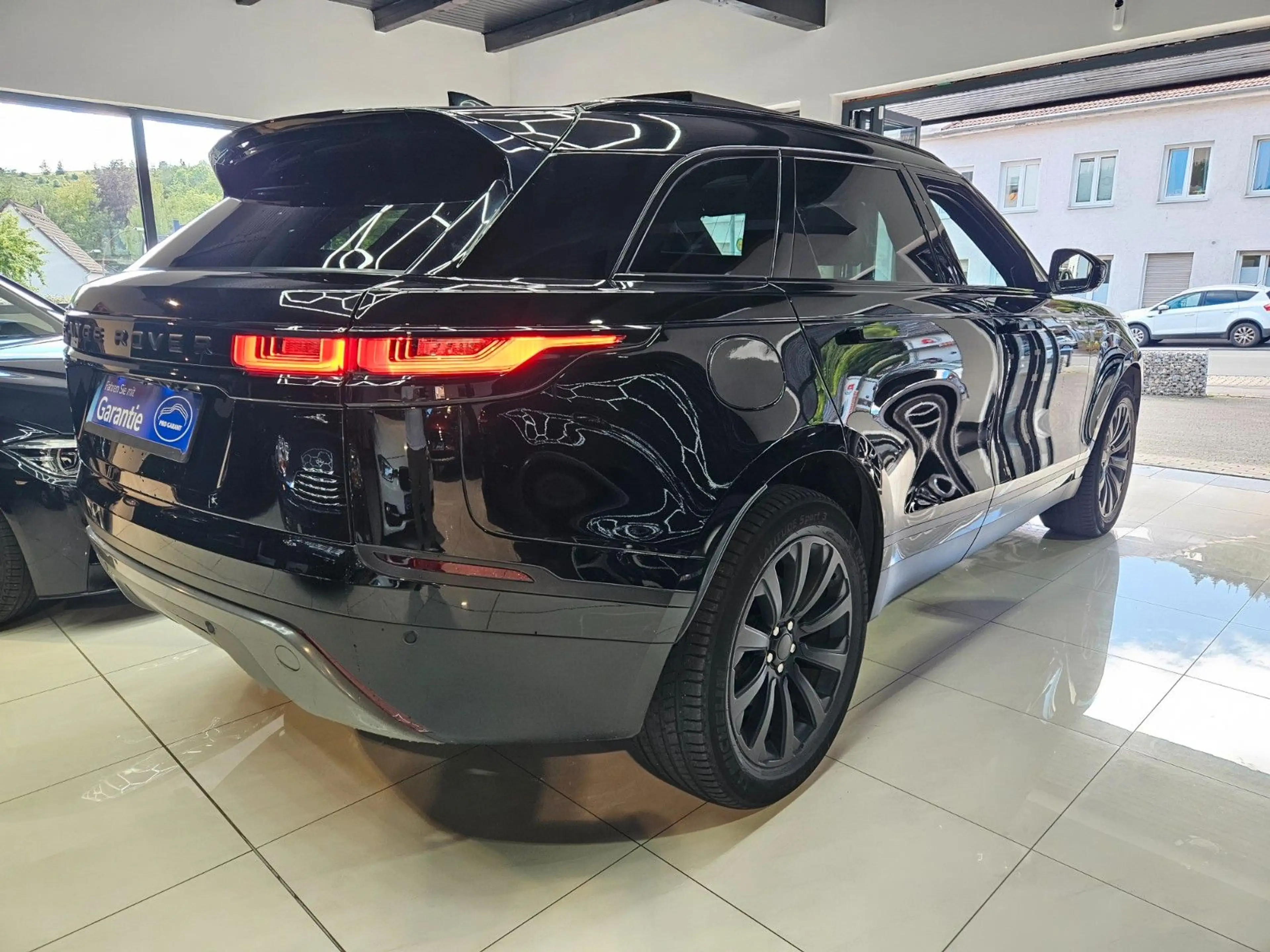 Land Rover Range Rover Velar S,Pano,Kamera,LED,Navi,Garanti — photo 4