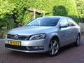 Volkswagen Passat 1.4 TSI 2de eig. Weinig km. Navi. i.z.g.st. Gris - thumbnail 1