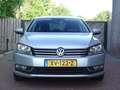 Volkswagen Passat 1.4 TSI 2de eig. Weinig km. Navi. i.z.g.st. Gris - thumbnail 5