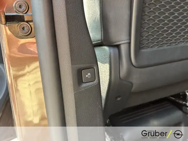 Opel Zafira view 13