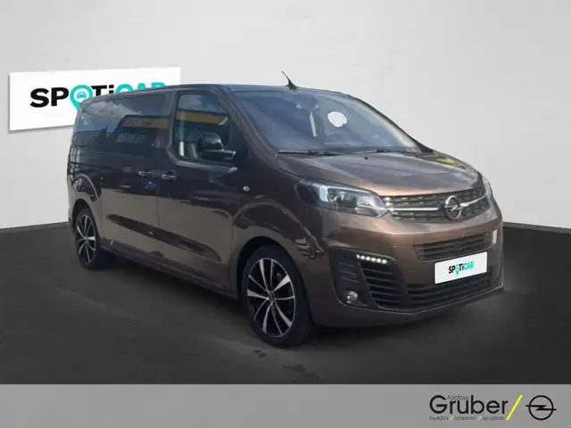 Opel Zafira view 3