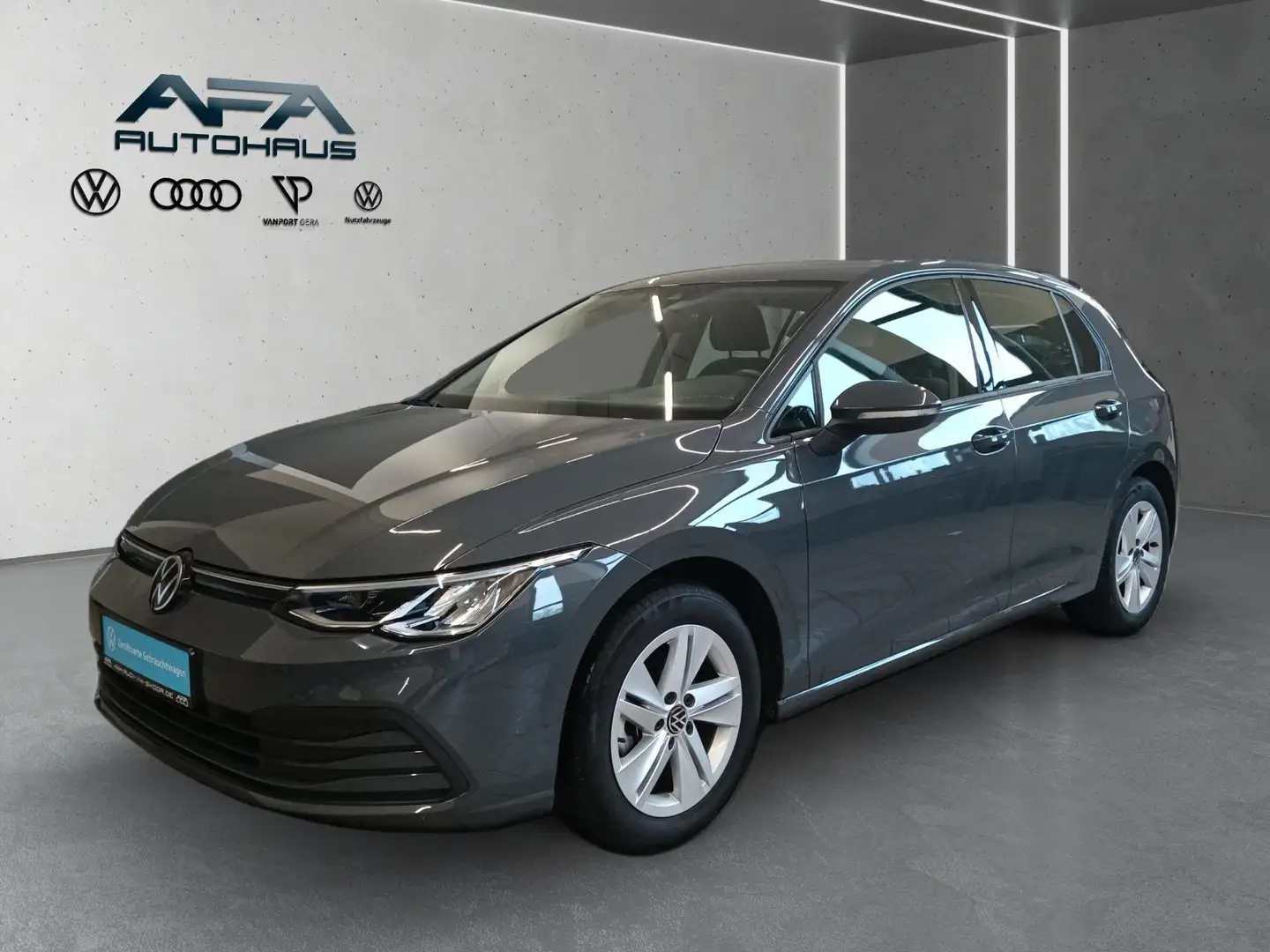 Volkswagen Golf VIII 1.0 eTSI LIFE DSG Navi*LED*RFK*ACC*APP Grau - 2