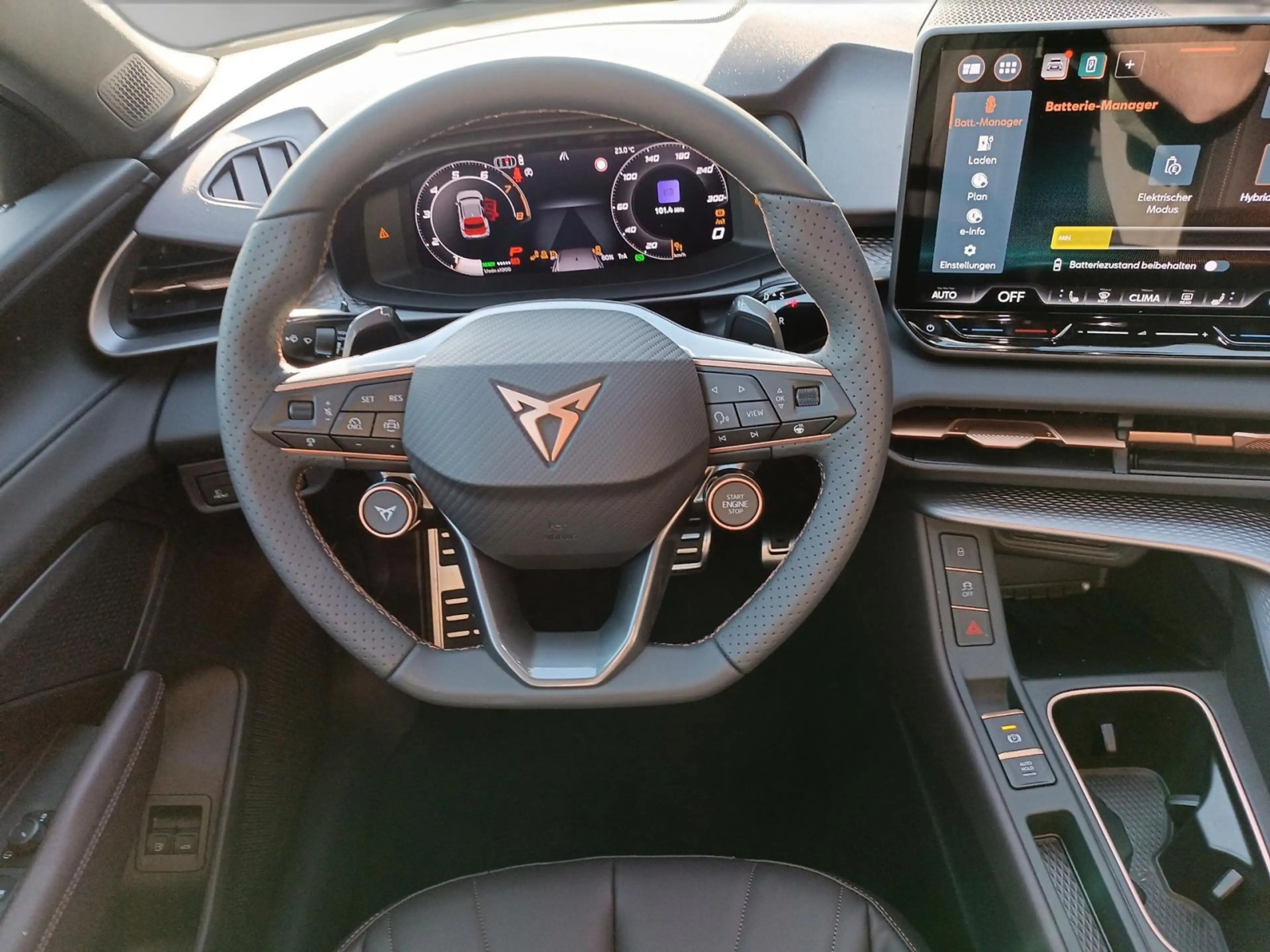 CUPRA Terramar 1.5 e-Hybrid VZ DSG *PANO*MATRIX*AHK* — photo 12